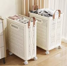 Laundry Hamper with Wheels