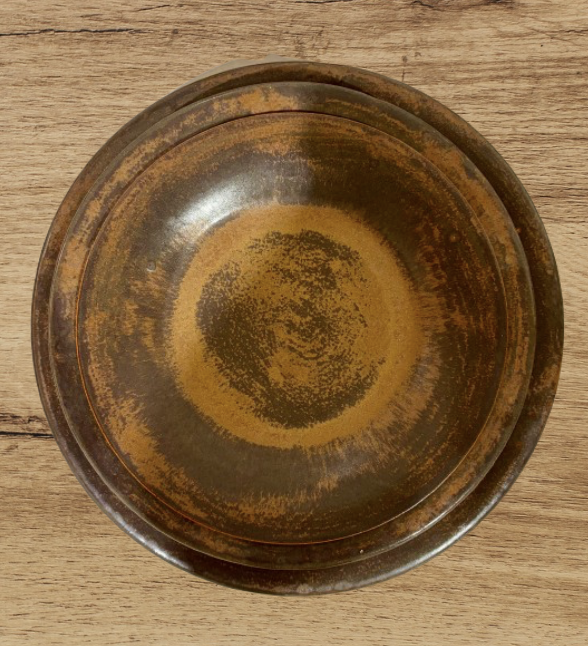 Vajilla URBANTEXTURE compuesta por 18 piezas de grés artesanal