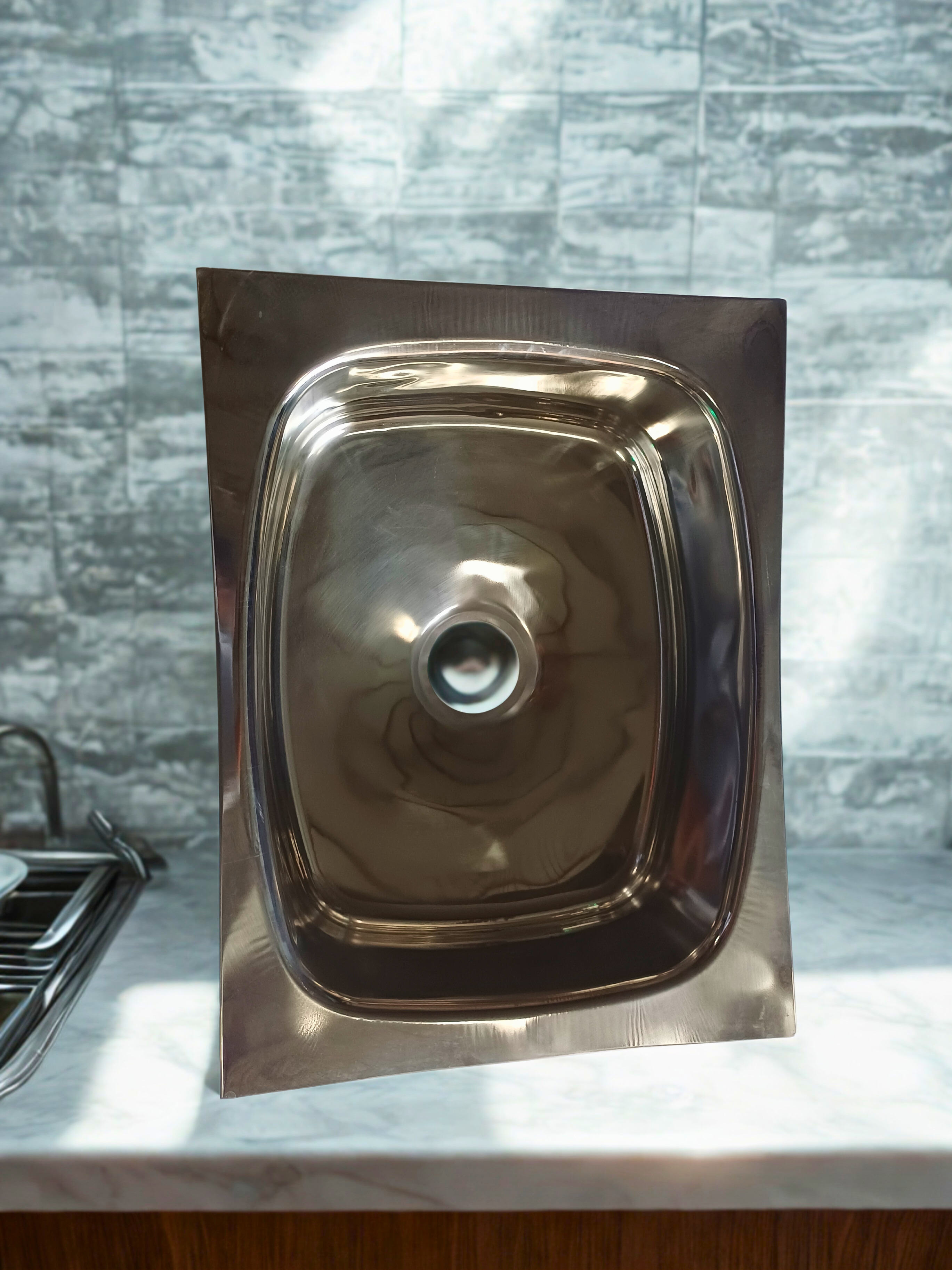 Stainless Steel Kitchen Sink (20x17x8)