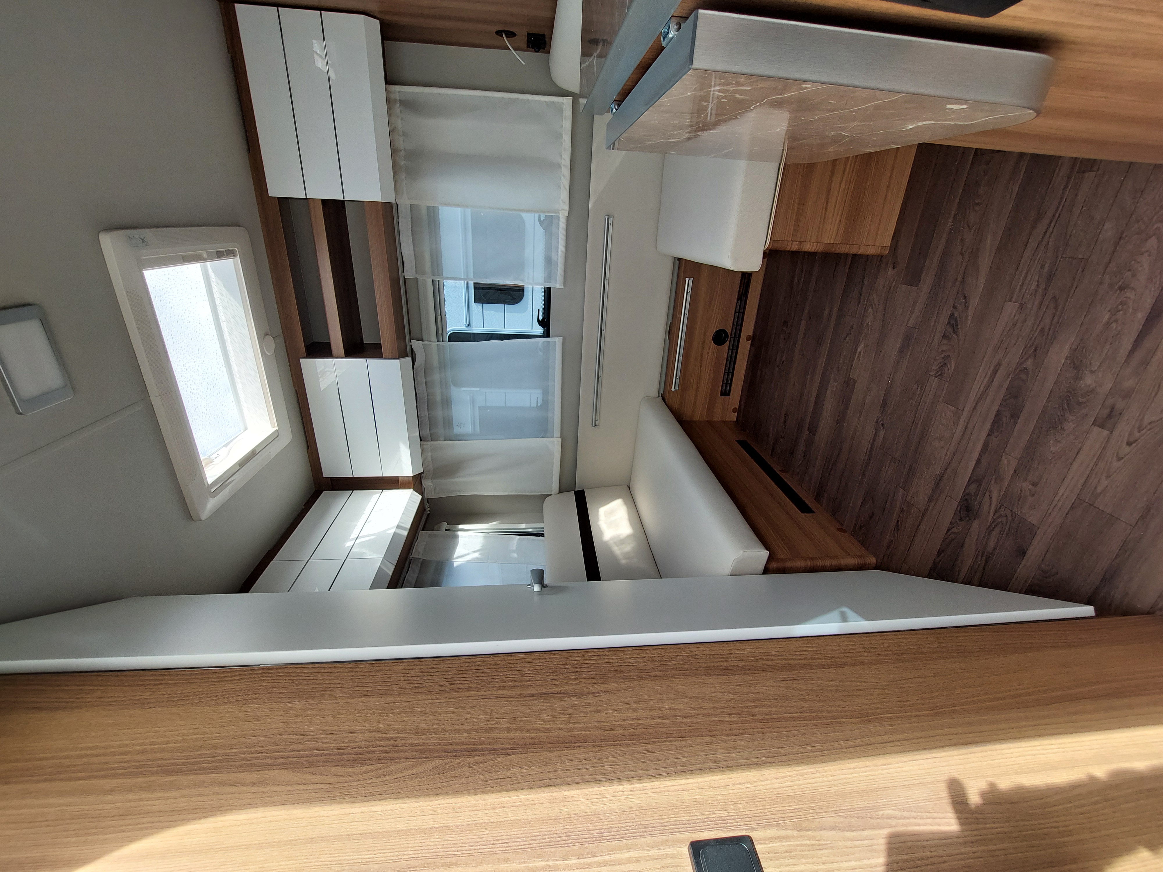 TURIANO 390 2026 AVEC CLIM ET FEU ELECTRIQUE