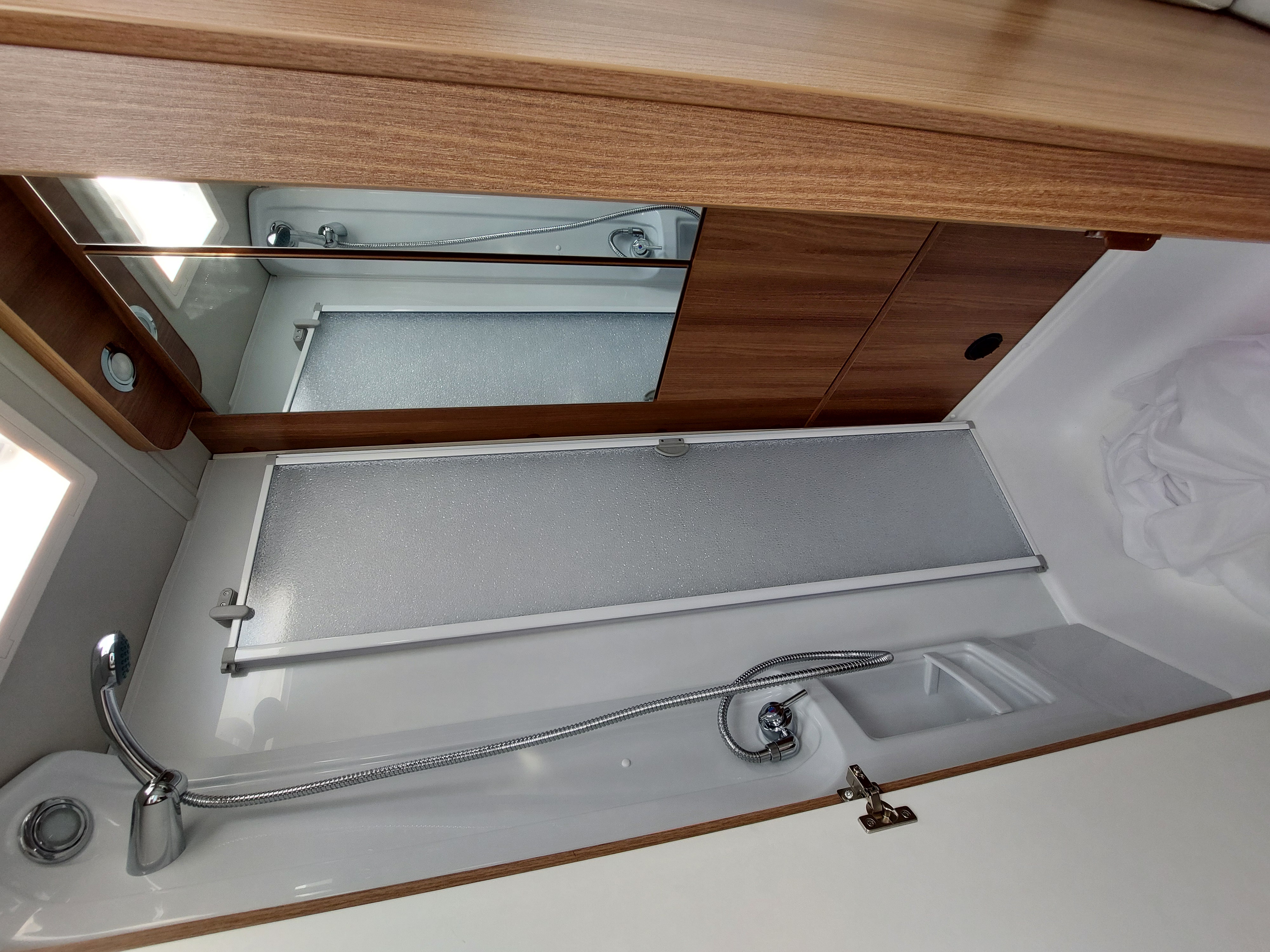 TURIANO 390 2026 AVEC CLIM ET FEU ELECTRIQUE