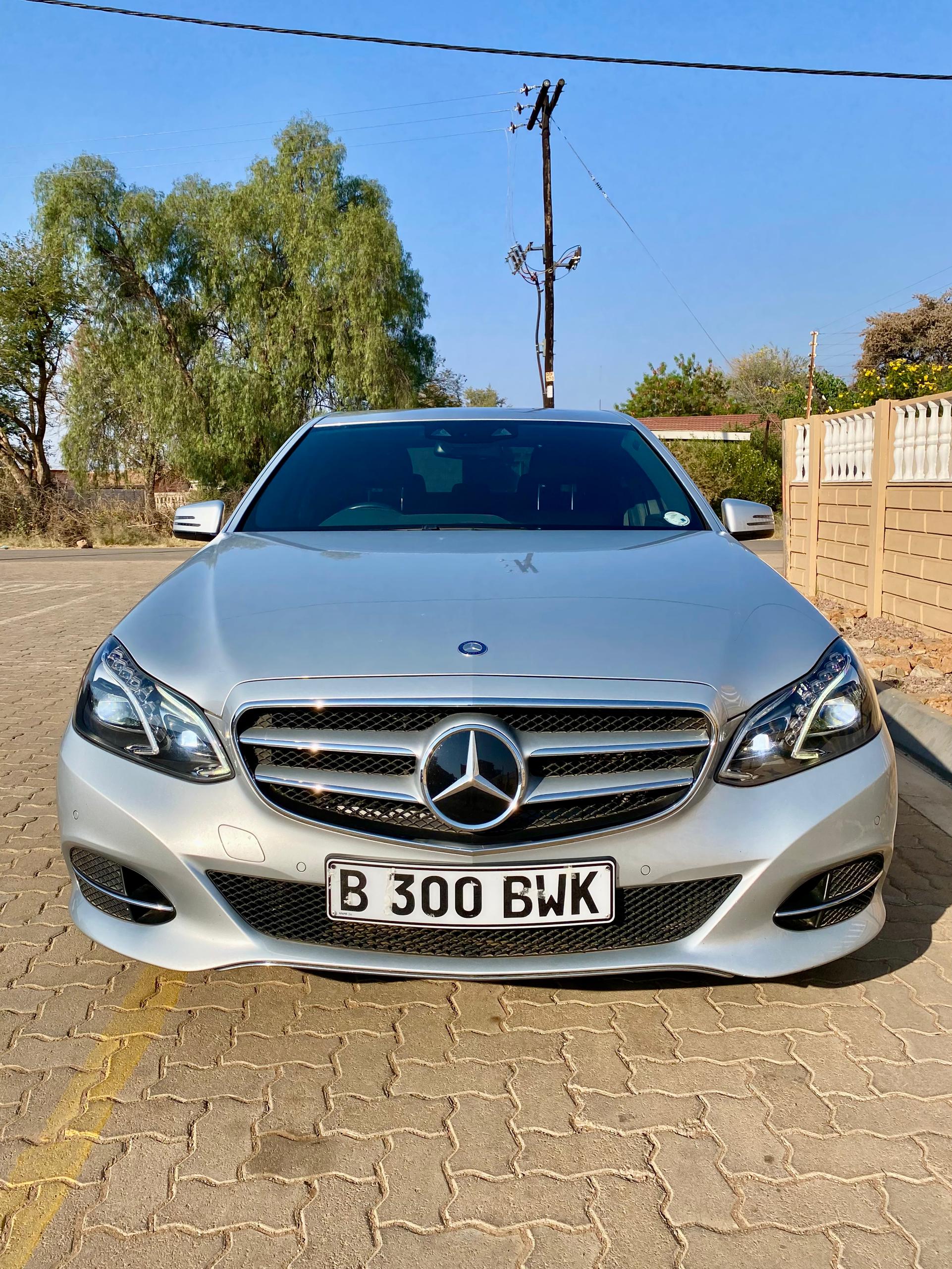 Mercedes-Benz E-Class Sedan