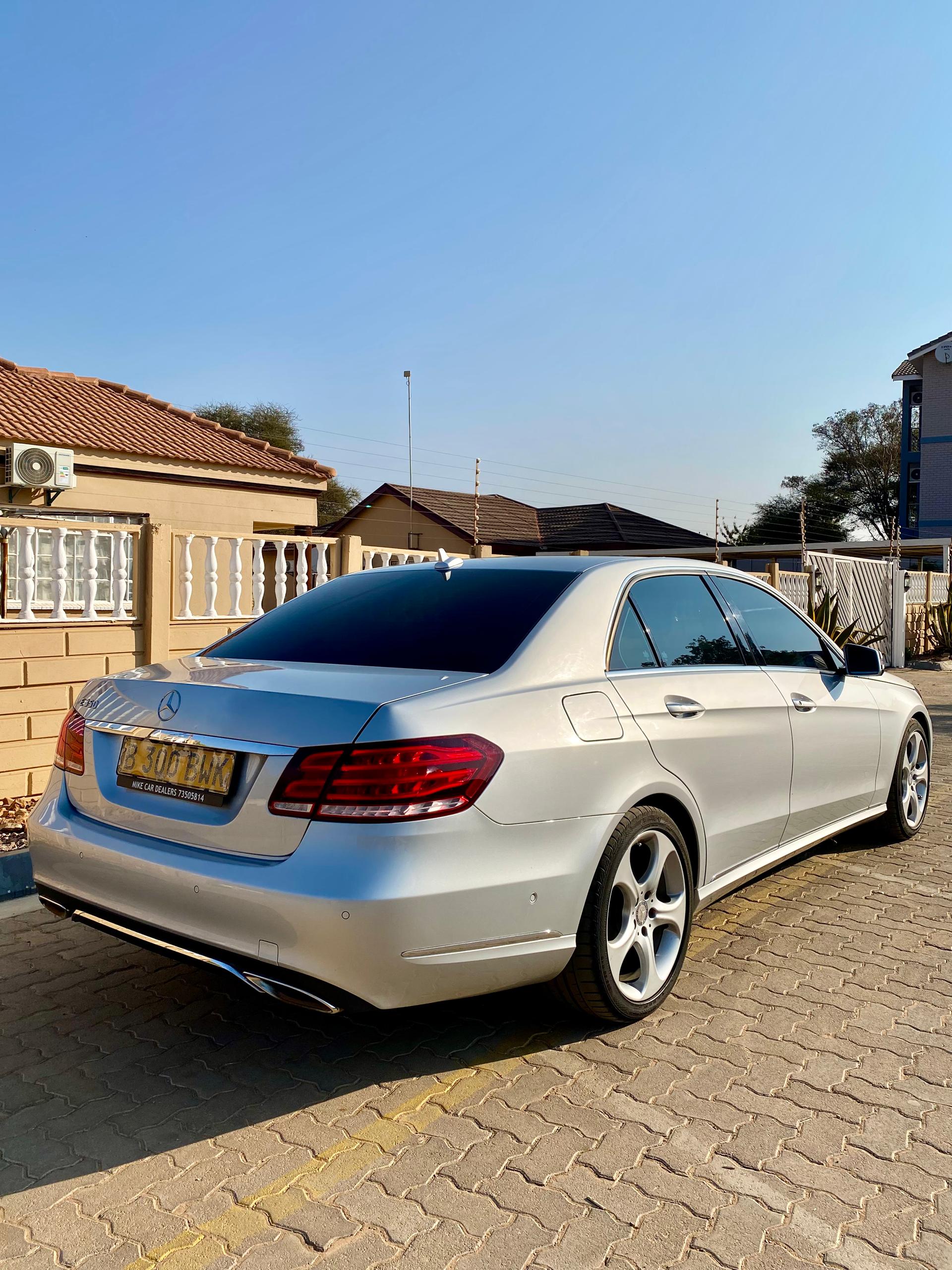 Mercedes-Benz E-Class Sedan