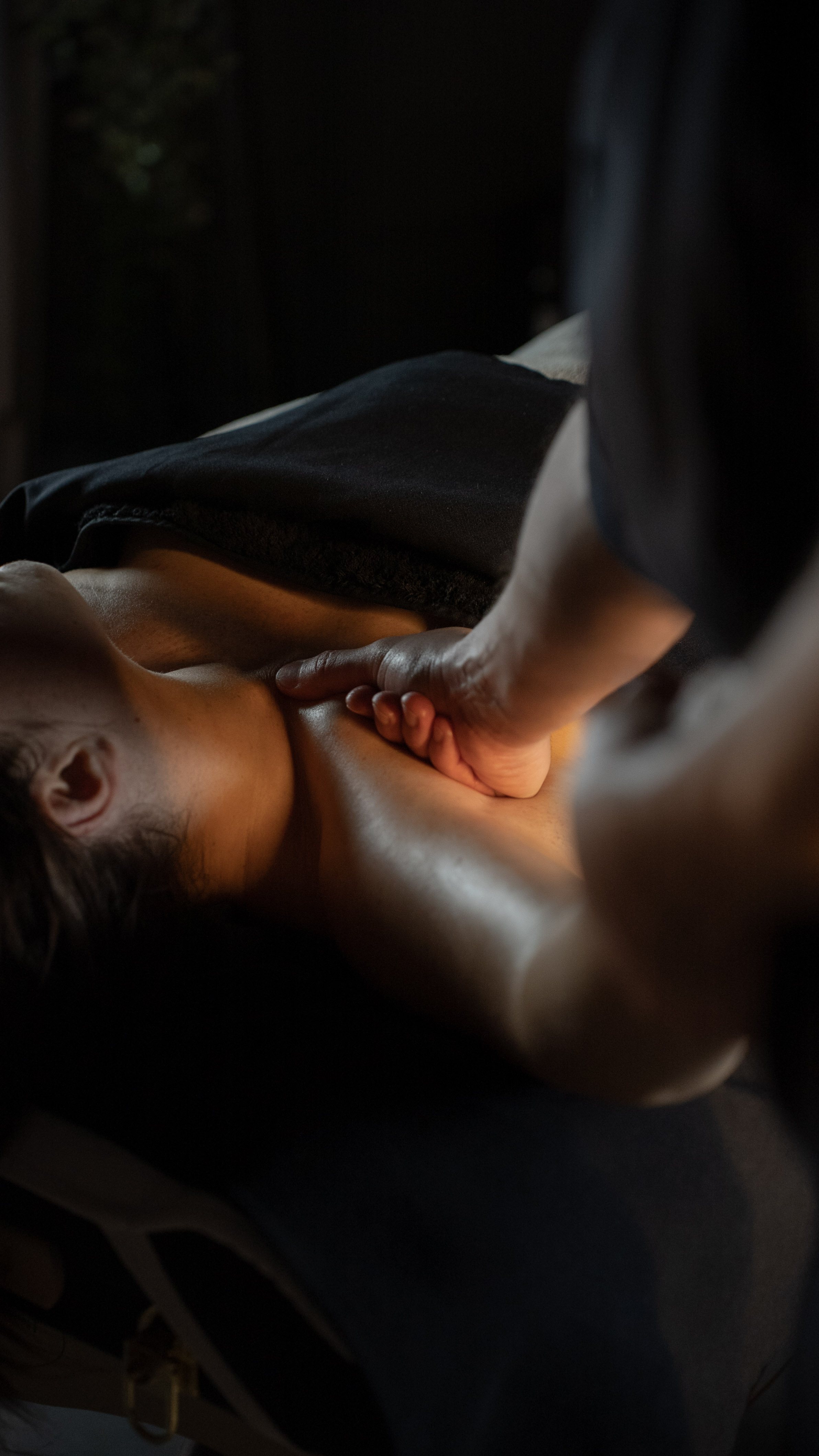 Bon Cadeau - Massage Sportif & Deep Tissue (Récupération) 2h