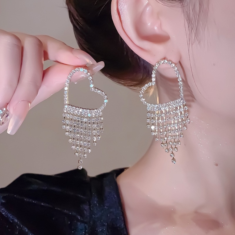 E058 ARETES Estilo-241