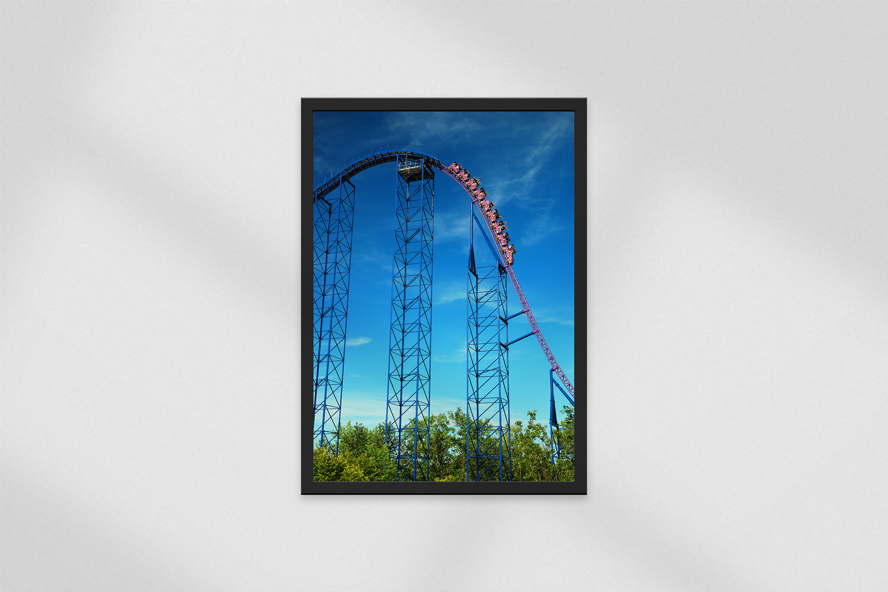White Steel Ascent – Coaster Skyline Wende Poster