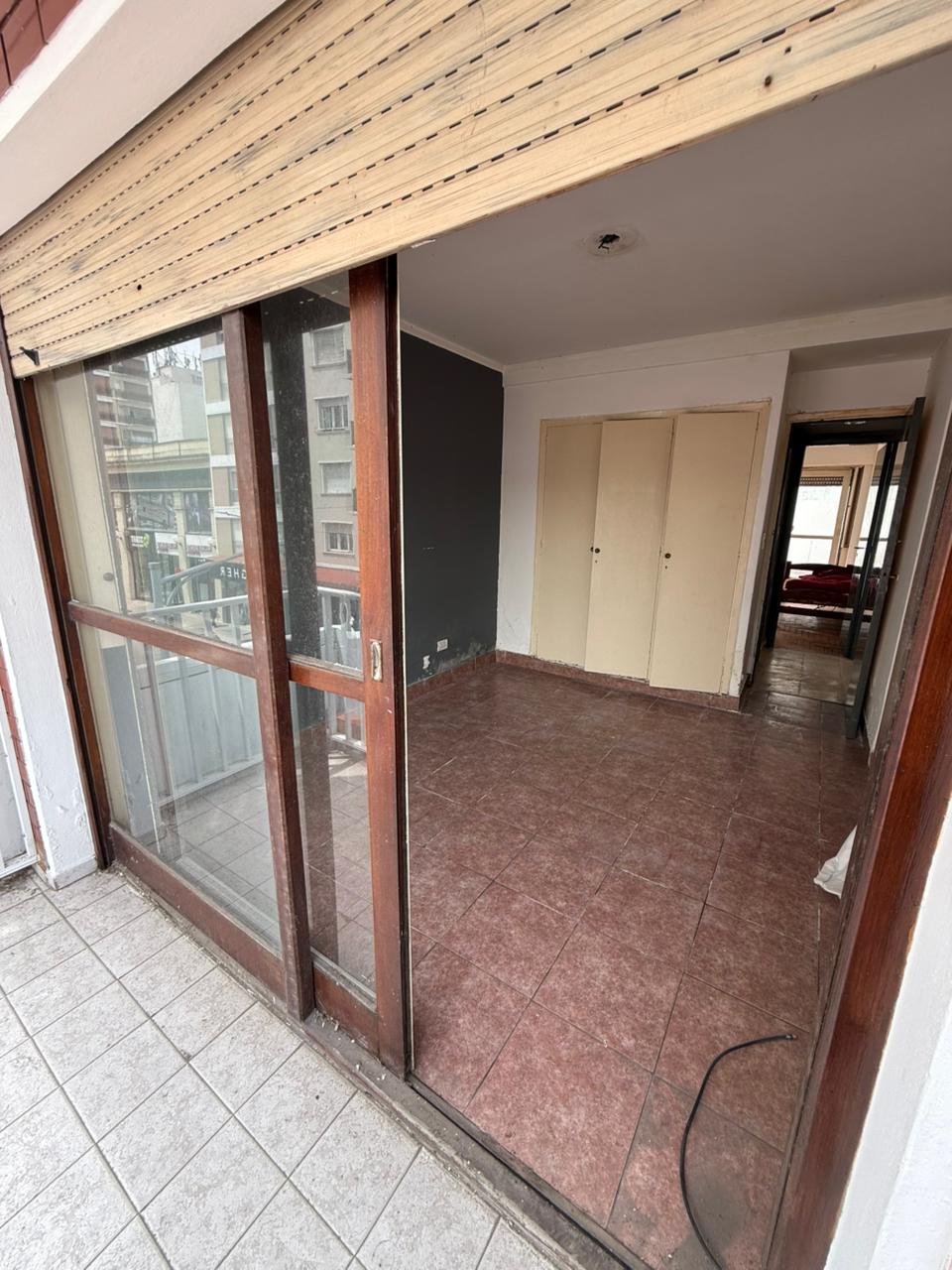  Departamento de 4 Ambientes con patio - Centro de Mar del Plata