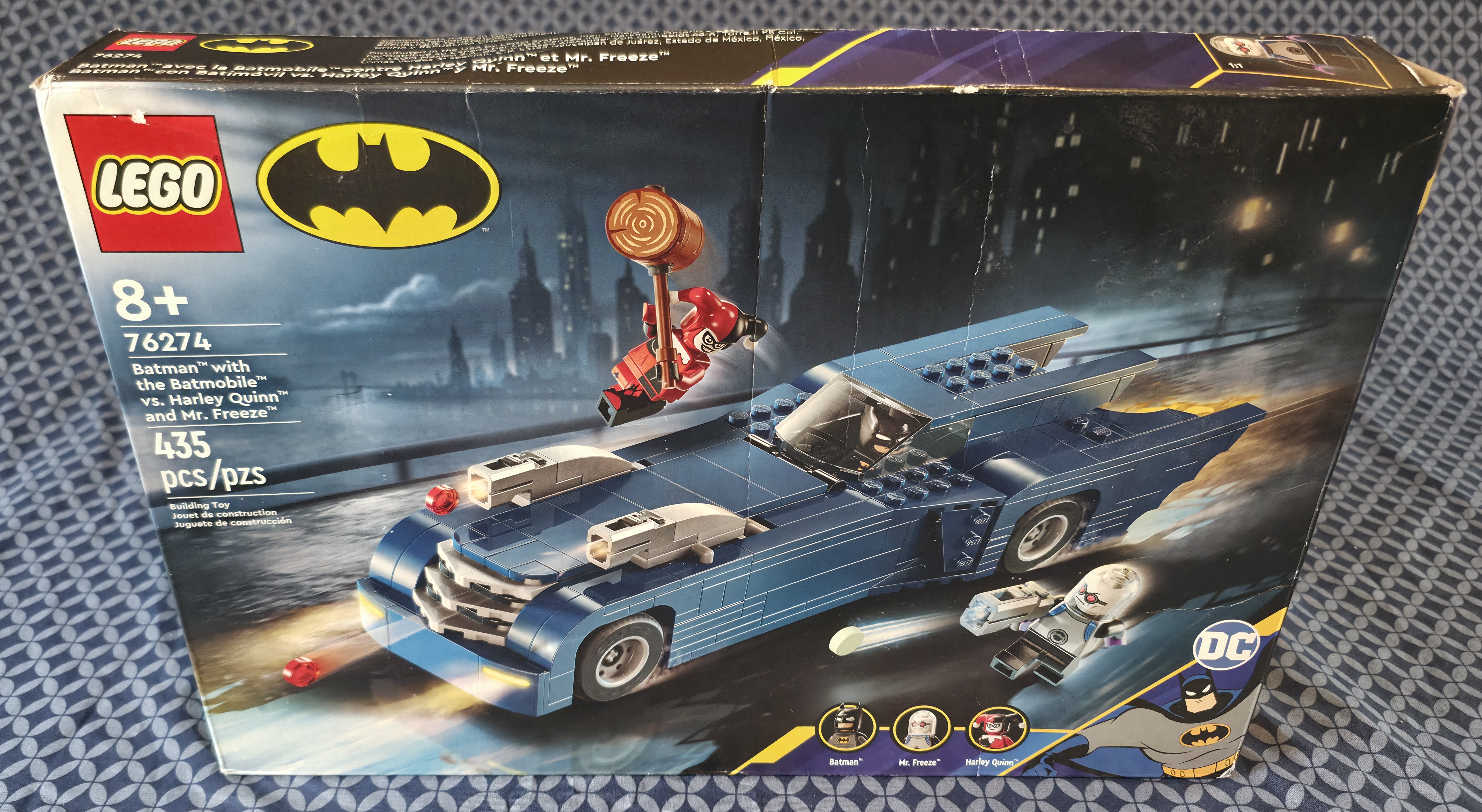 Lego Batman - Batman w/ Batmobile vs. Harley Quinn and Mr. Freeze