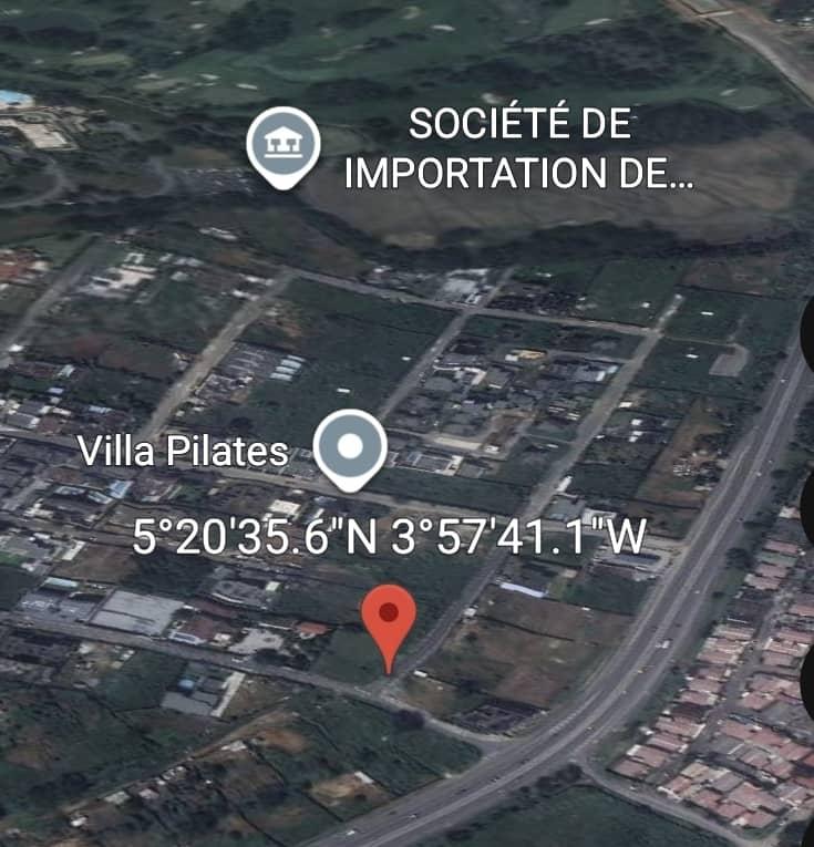  Terrain 1322 m² situé à Riviera Golf 4 