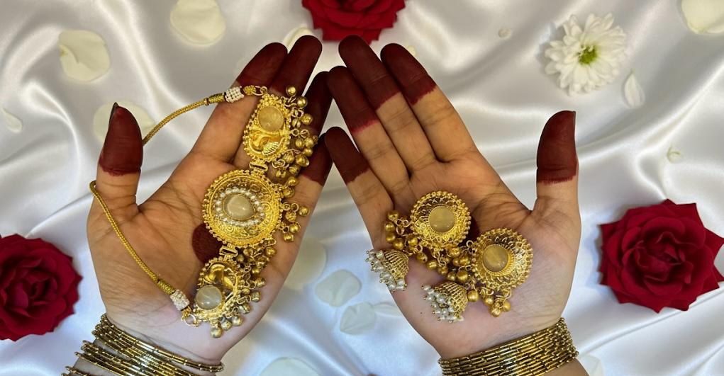 Shalin Ghungroo Choker