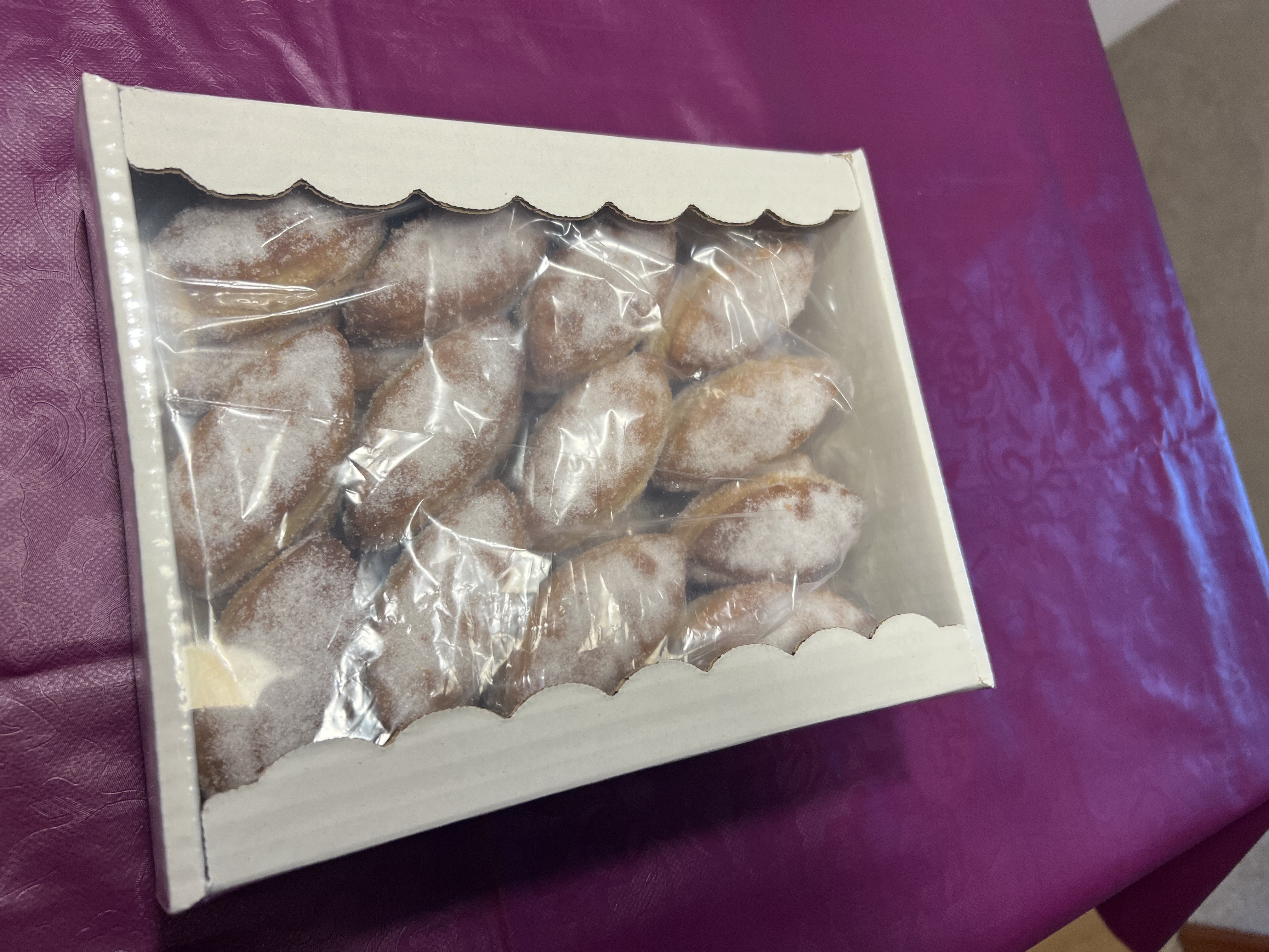 Caja de bollos de azúcar artesanales de Pedrajas de San Esteban