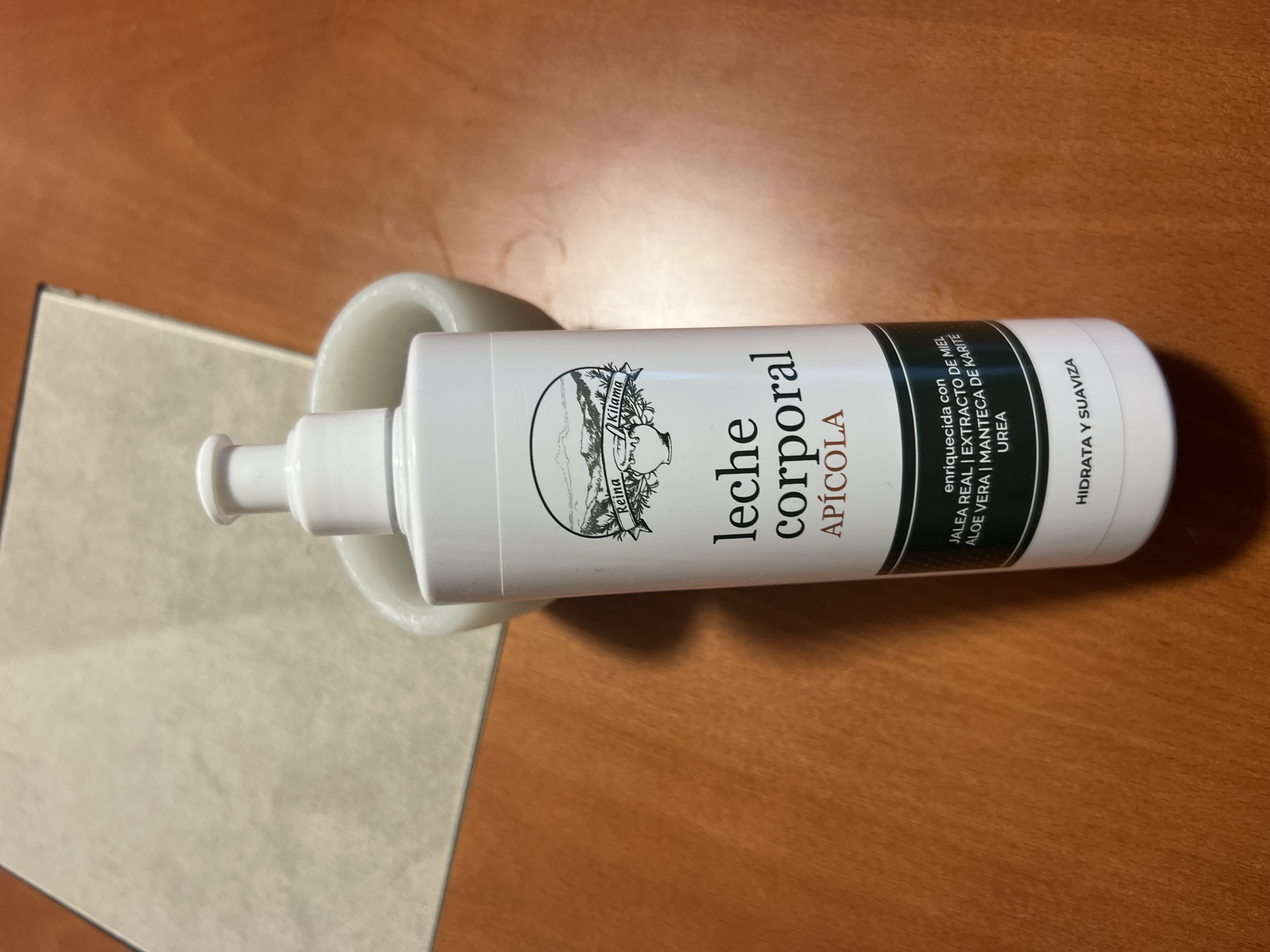 Leche corporal APÍCOLA