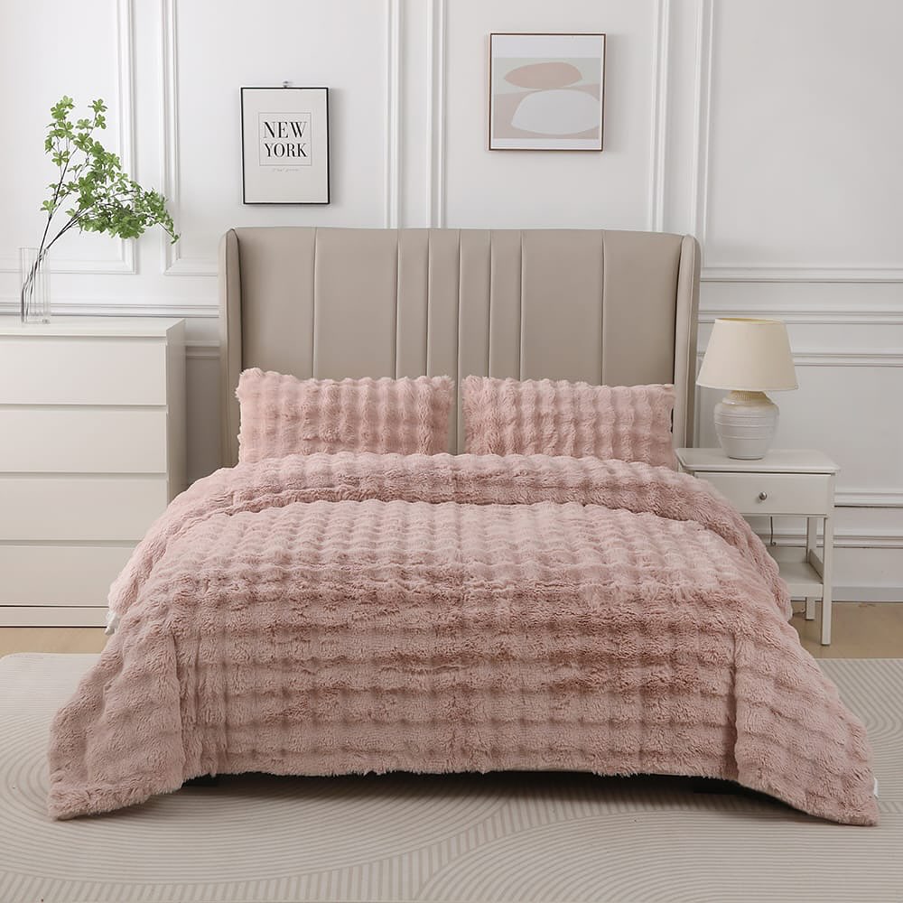 Loria Peluş Pudra Yatak Örtüsü Takımı