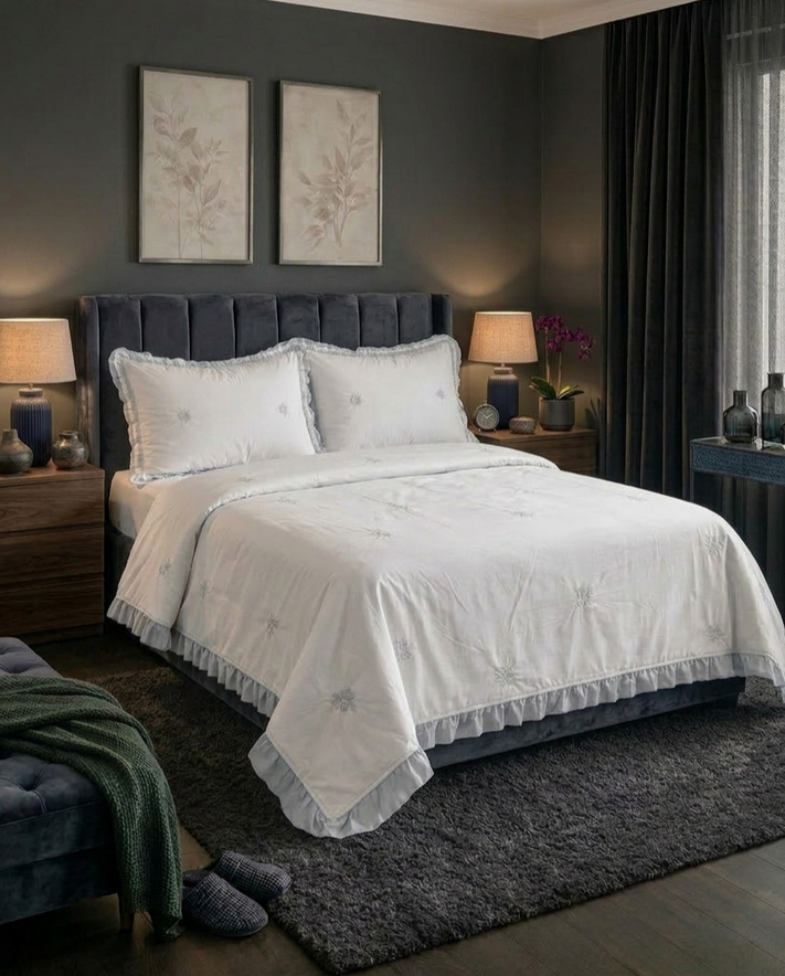 Perla Çiçek Desenli Pamuk Dolgulu Yatak Örtüsü Takımı