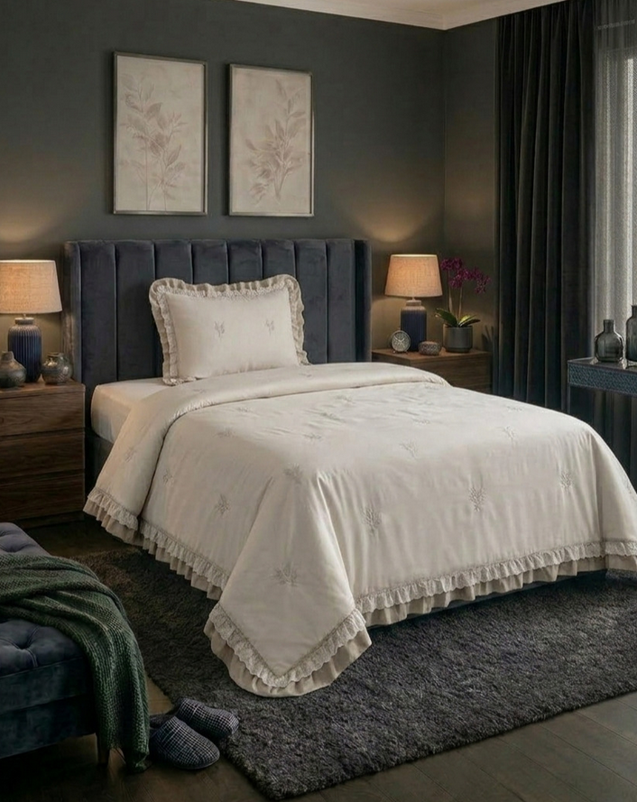 Perla Çiçek Desenli Pamuk Dolgulu Yatak Örtüsü Takımı