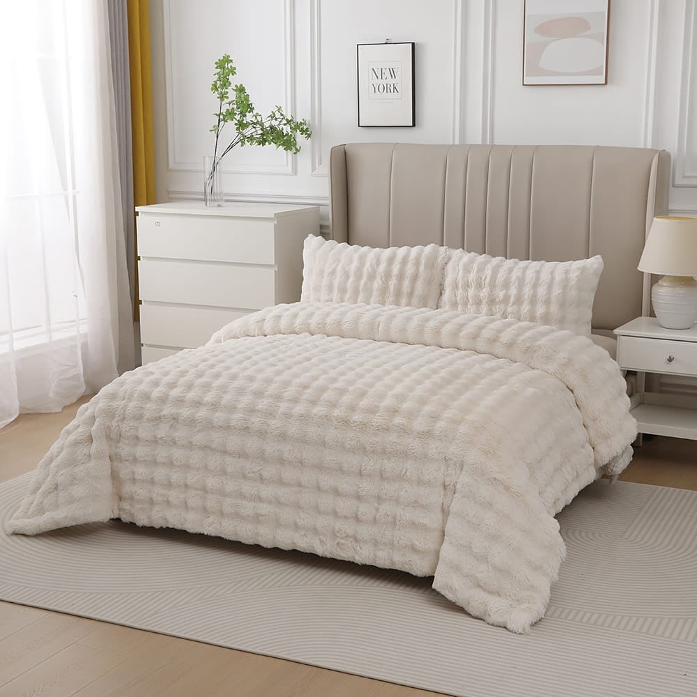 Loria Peluş Vizon Yatak Örtüsü Takımı