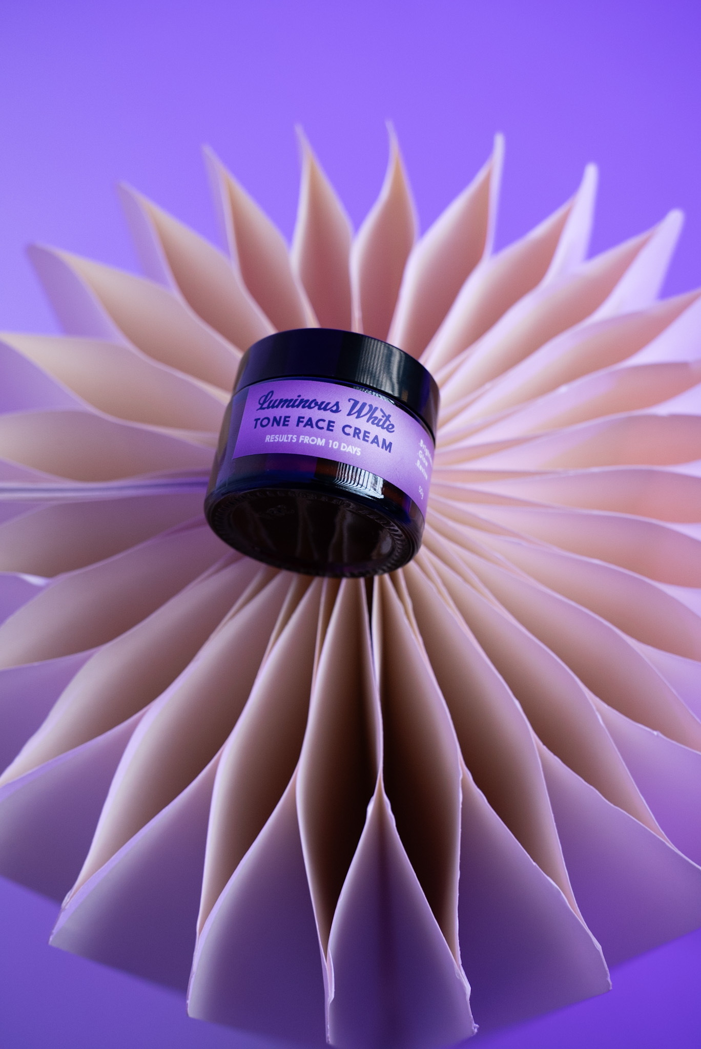 LUMINOUS WHITE TONE FACE CREAM