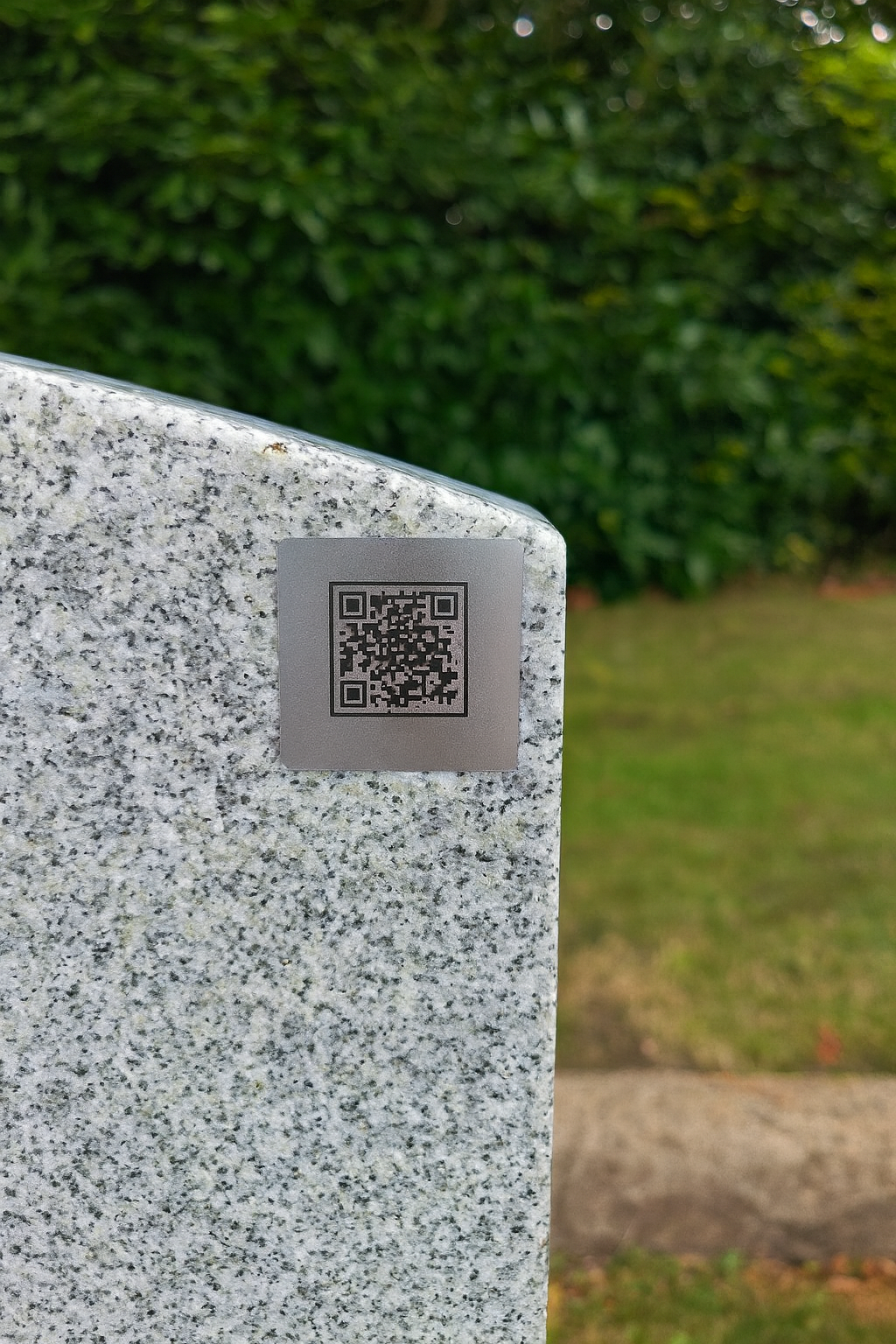QR Code Memorial