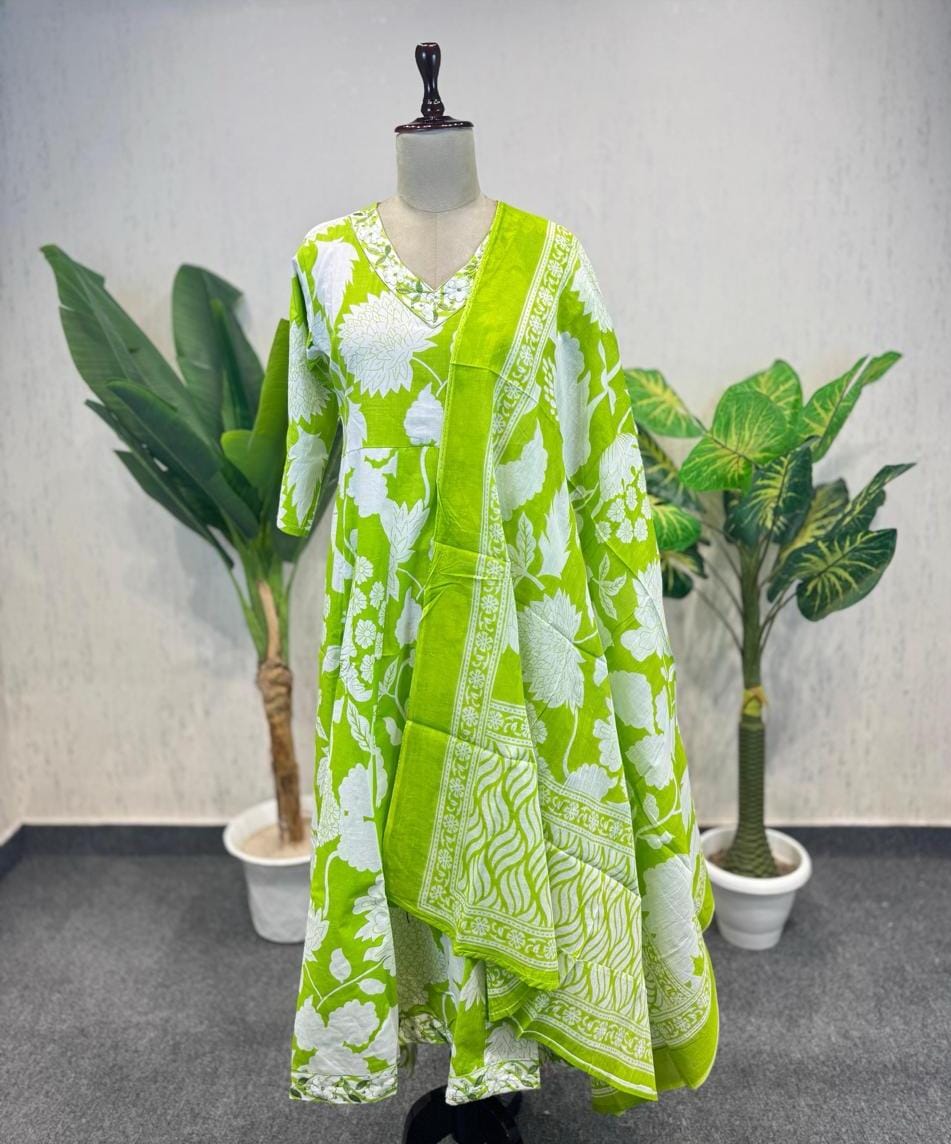 Green and White Floral Cotton Kurta Set