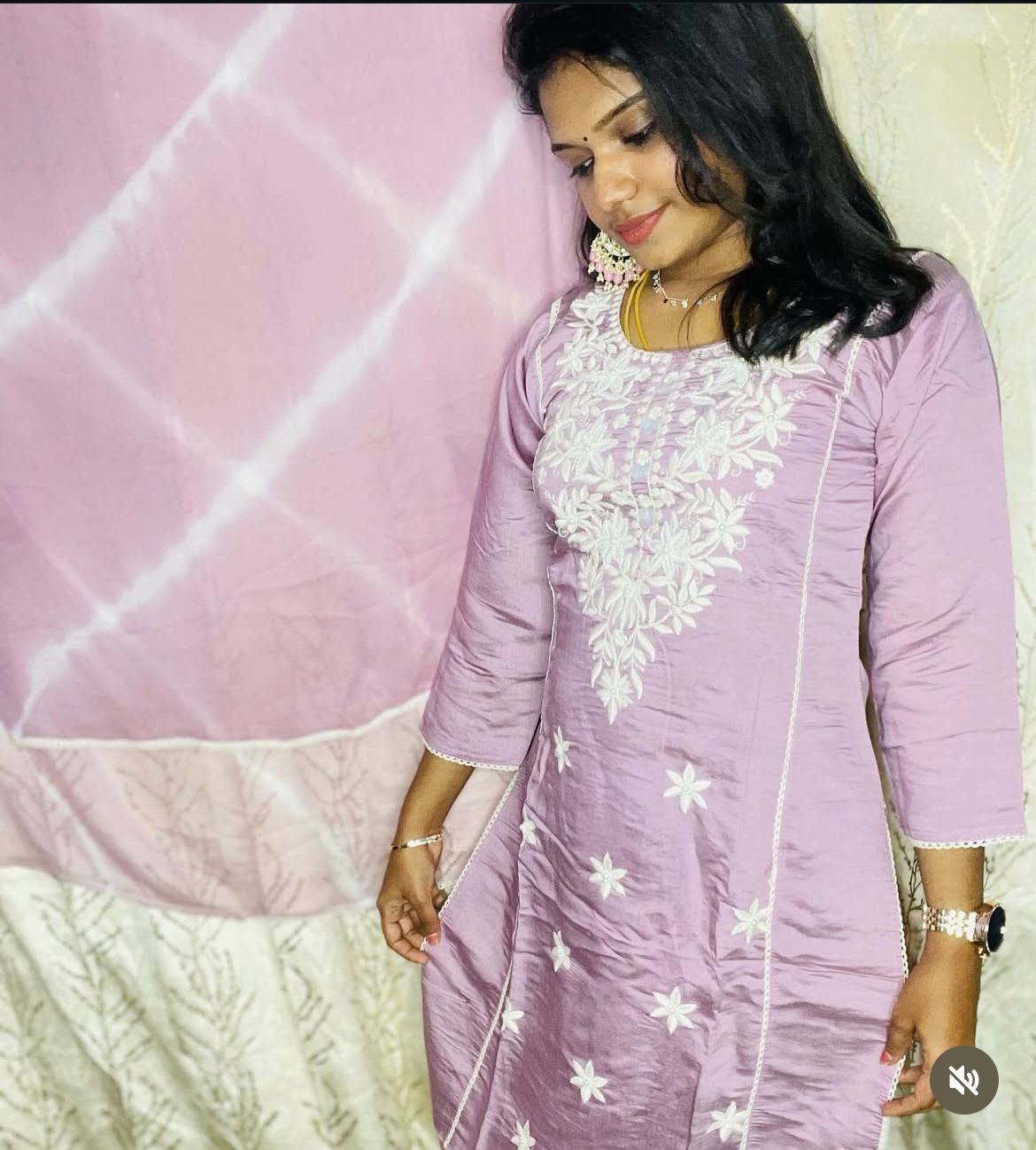 Lavender Floral Embroidered Kurta set
