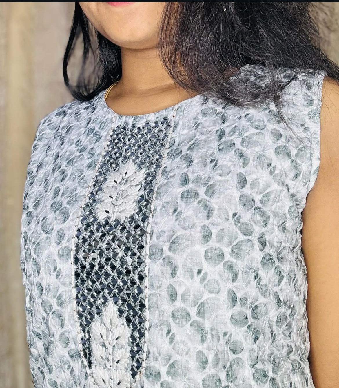 Handcrafted White Patterned Kurti