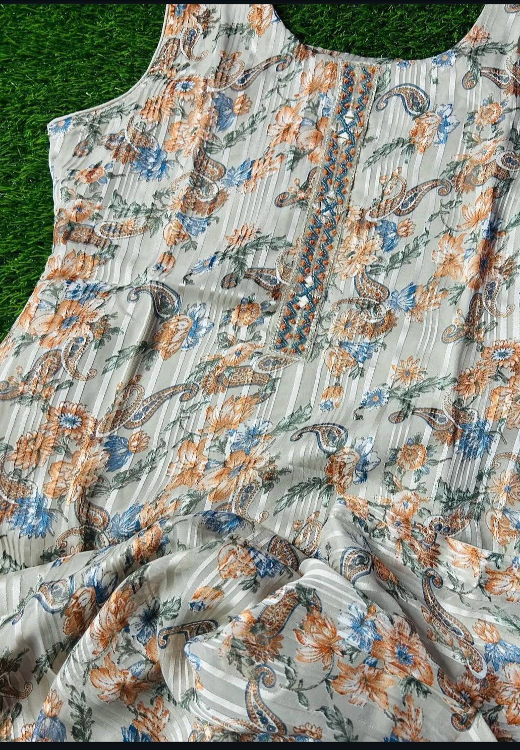 Floral Printed Sleeveless Kurti (SLEEVE INSIDE)