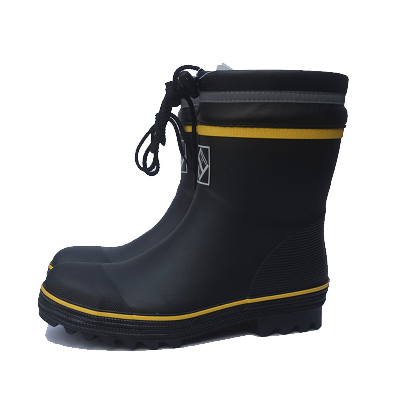 NAK012 Black Rubber Gardening Safety Boots