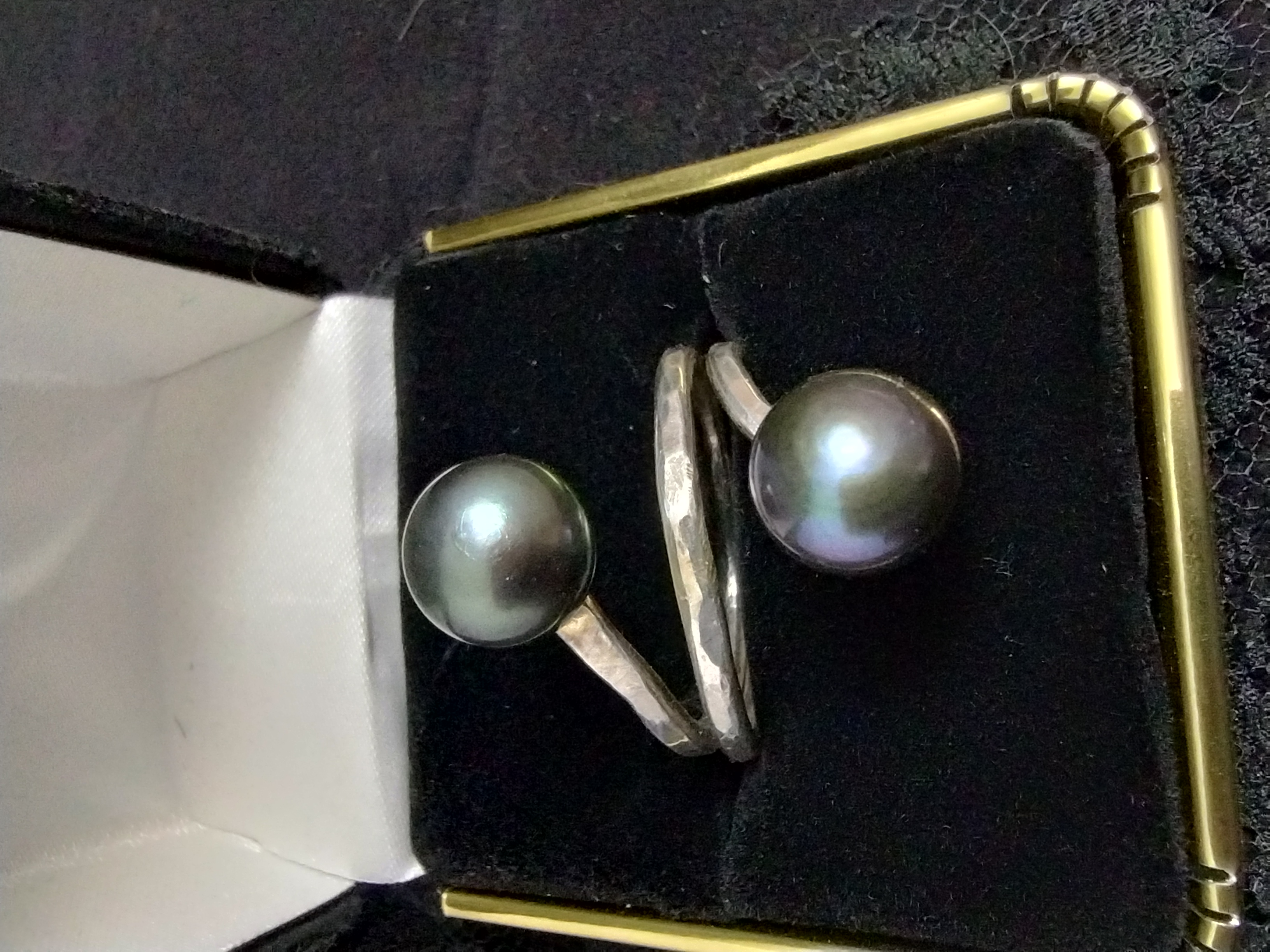 Black Pearl Ring - size 10 adjustable