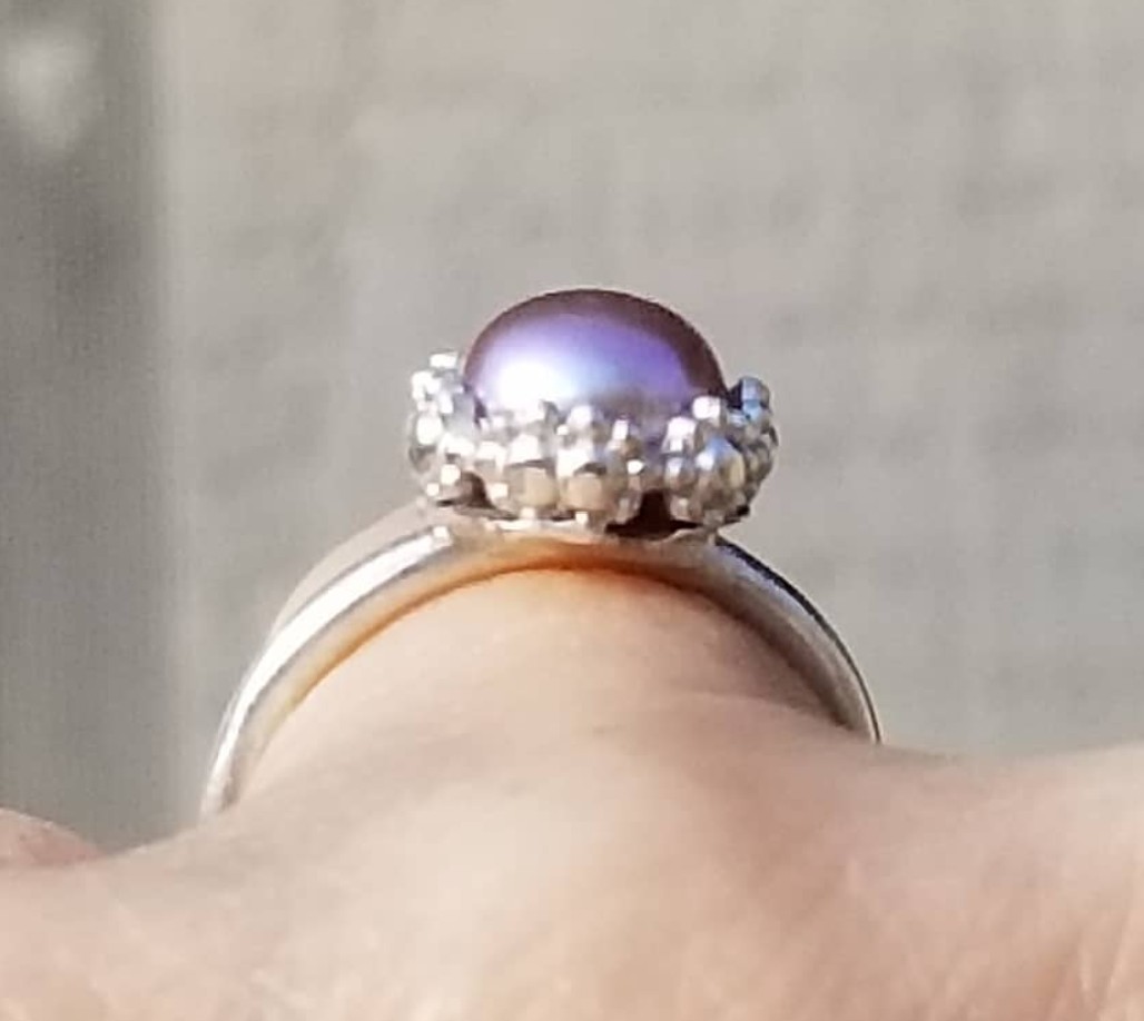 Lavendar Pearl Sterling Silver Ring - size 7