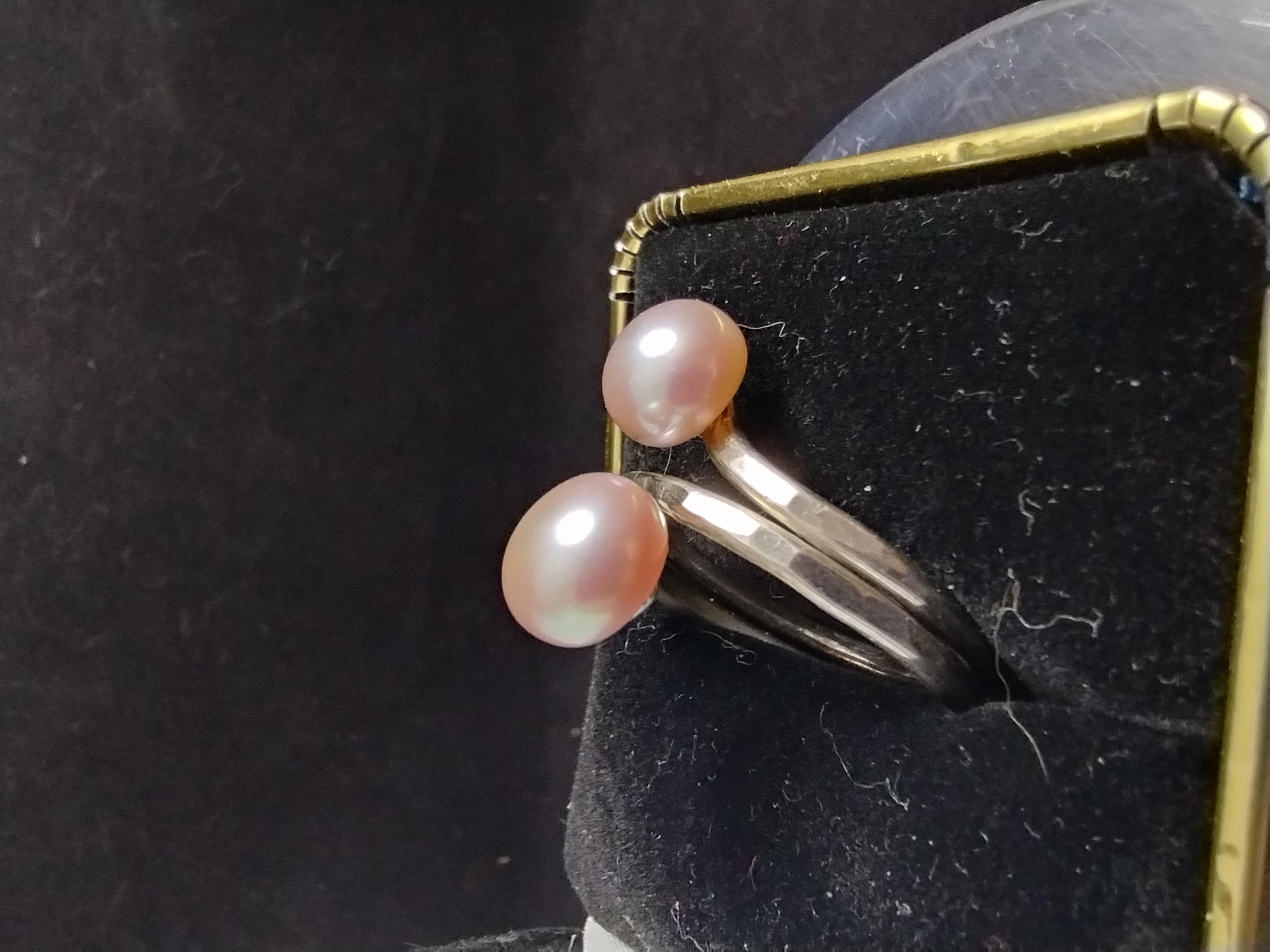 Twin Lavendar Pearl Ring - size 9.5 adjustable