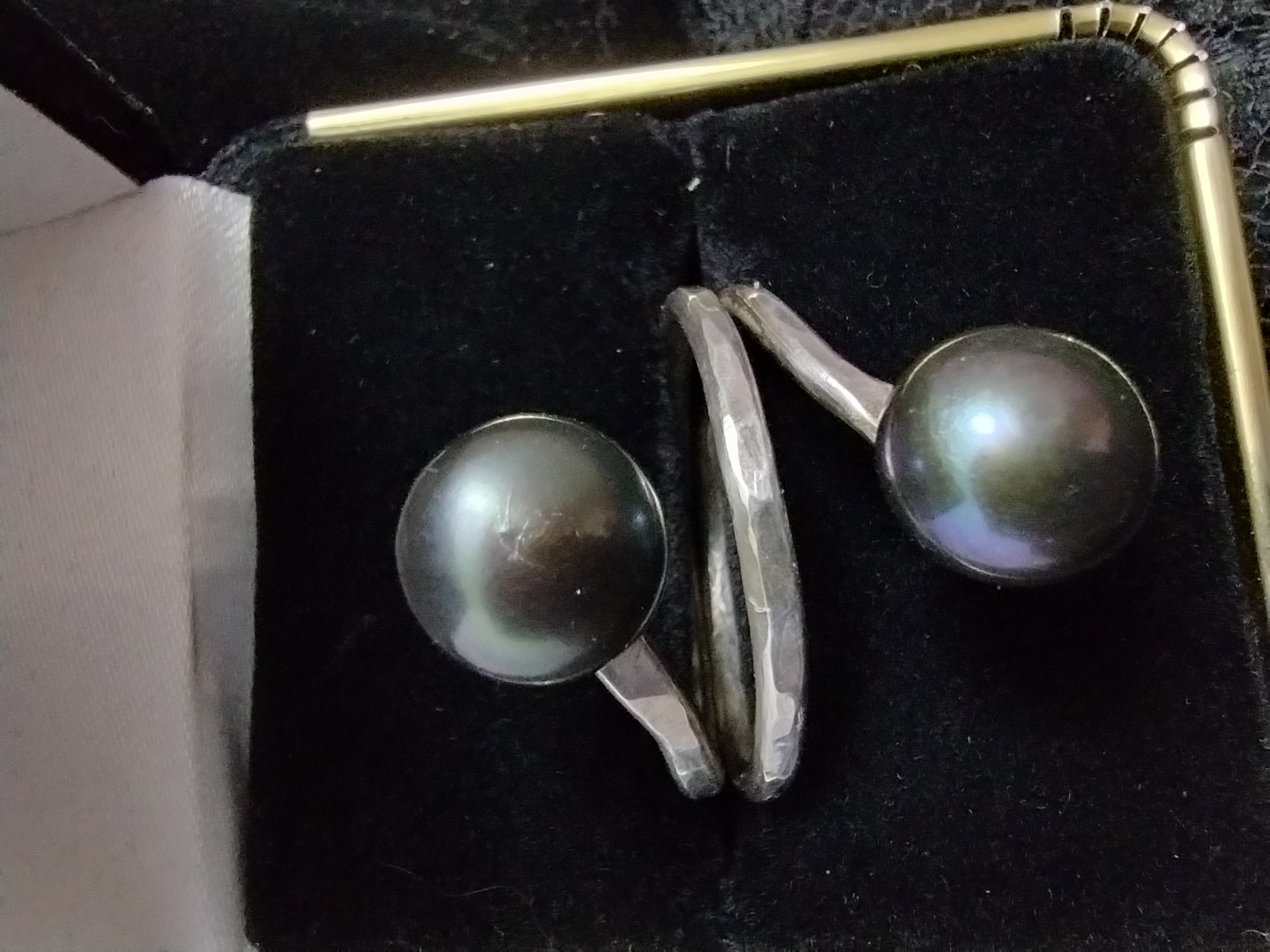 Black Pearl Ring - size 10 adjustable