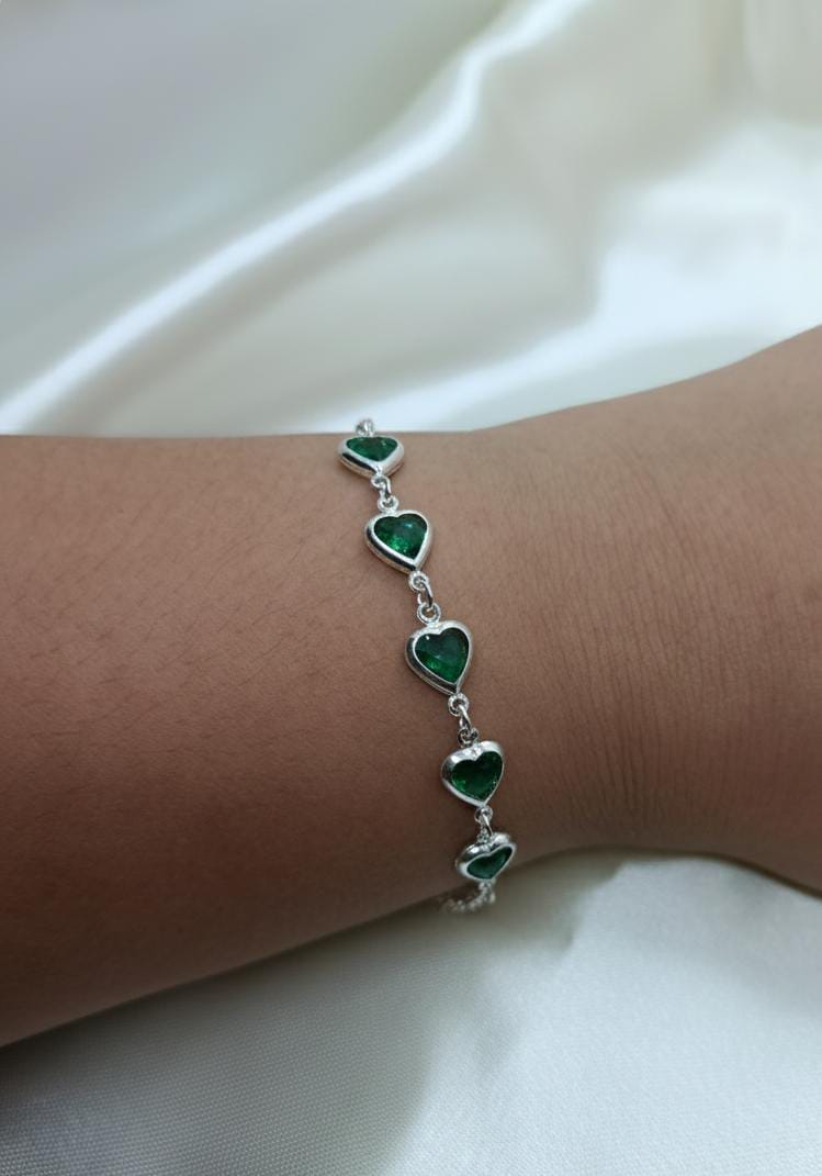 Pulseira de  corações verde