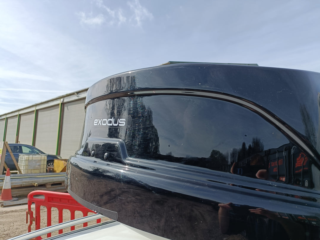 Used Halfords Advanced 580L Roof Box  