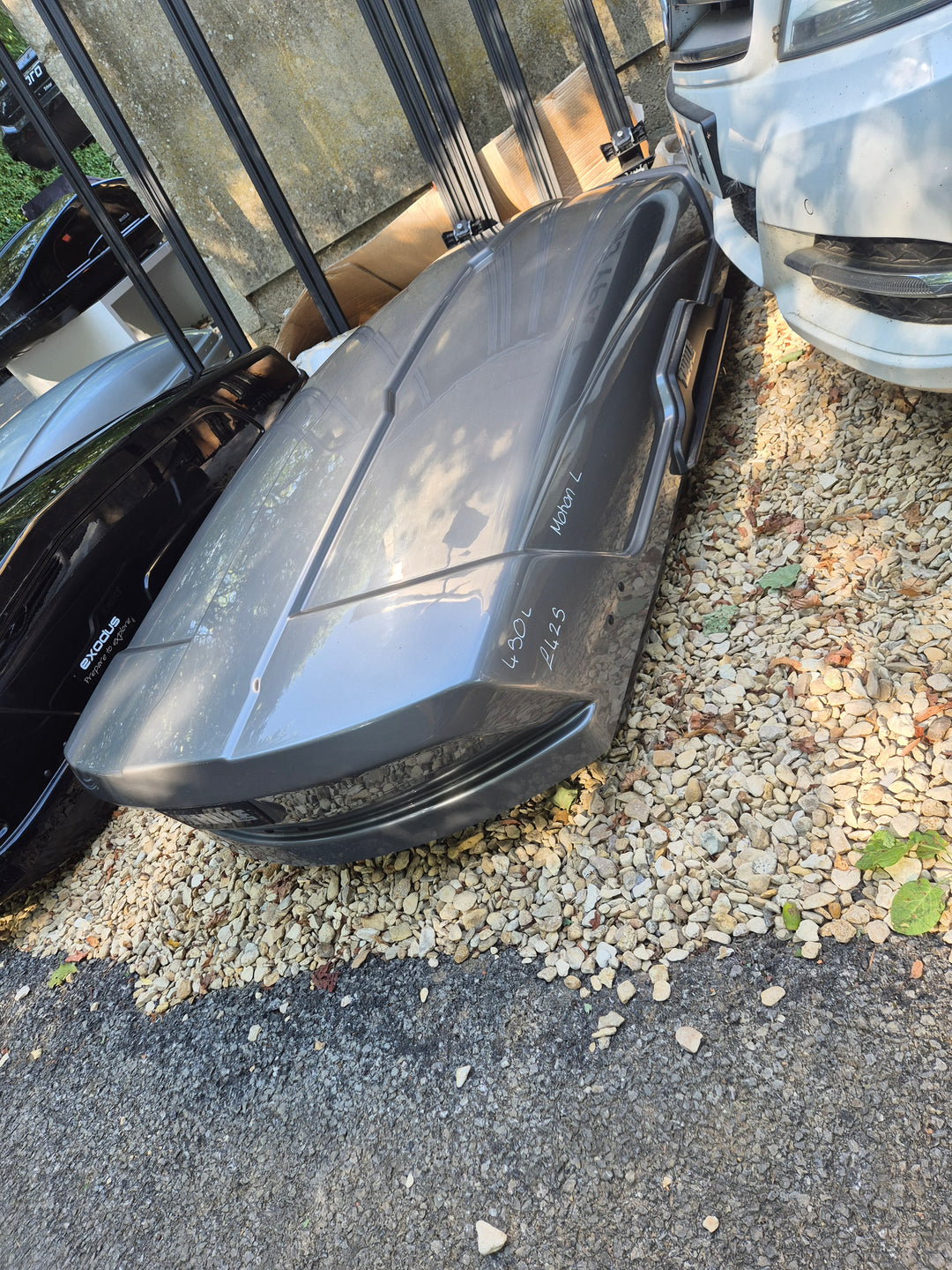  Used Thule Motion XT L (Titan Grey summer Clearance)