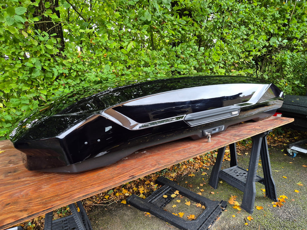 Used Thule Motion 3 XXL