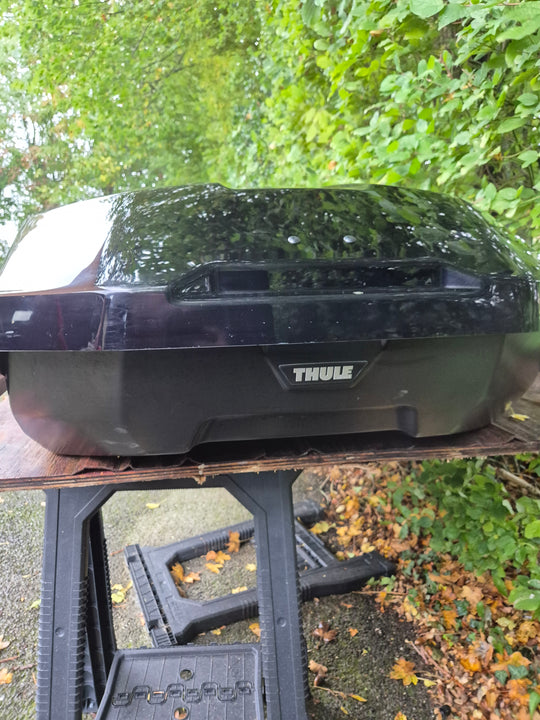 Used Thule Motion 3 XXL