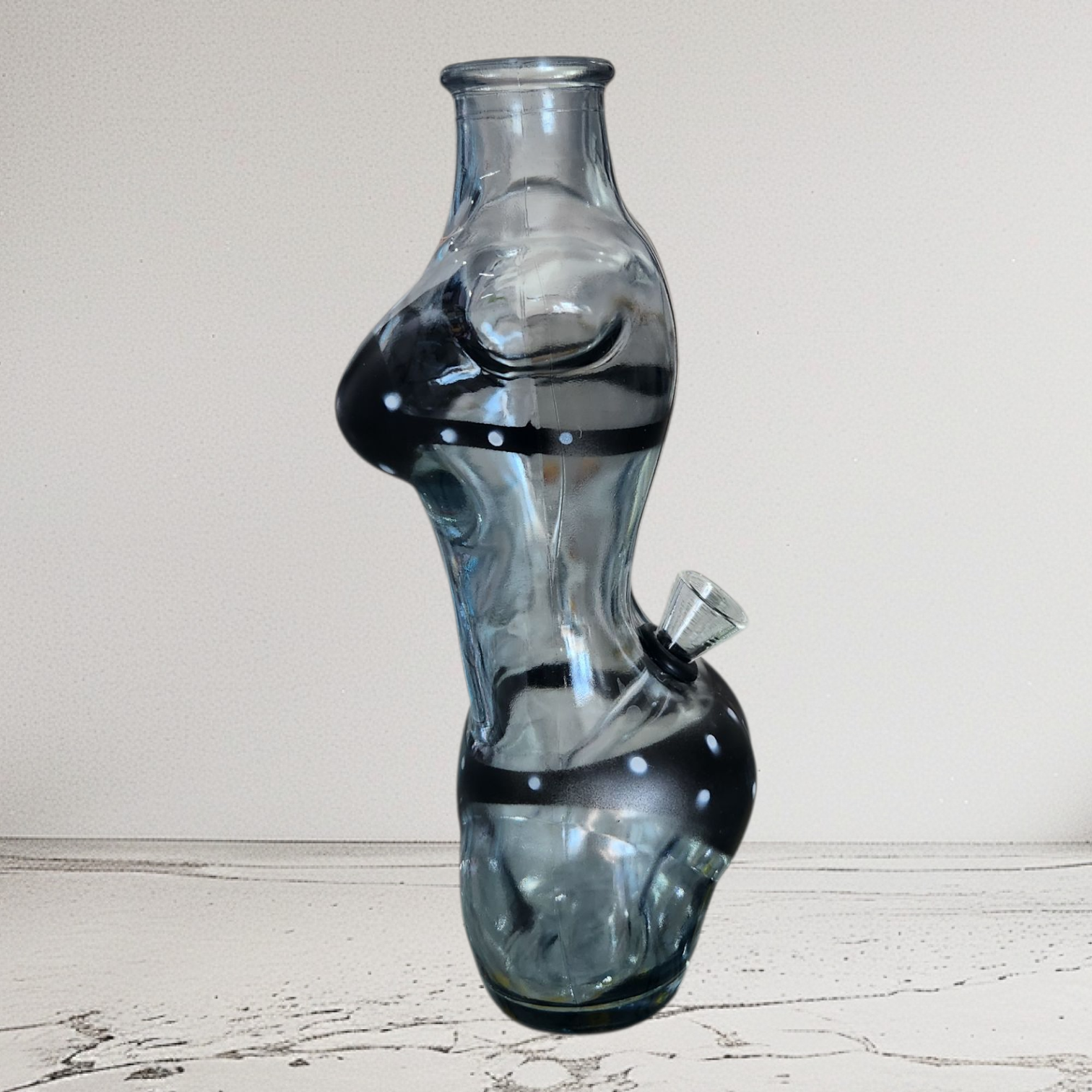 Pipa de agua de vidrio con forma de mujer