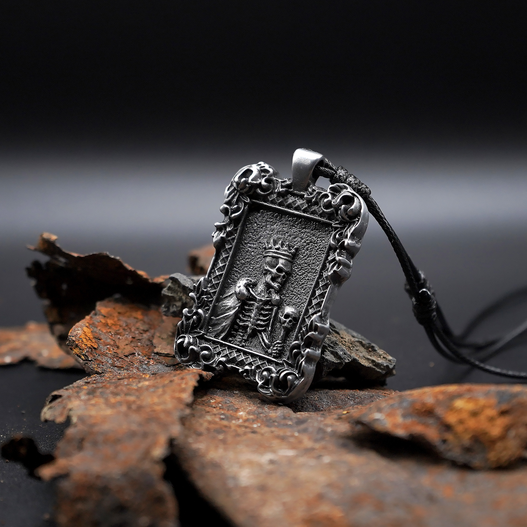 Royal Kingdom Series Pendant