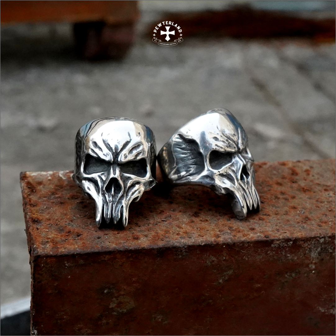 Tourges Ringskull