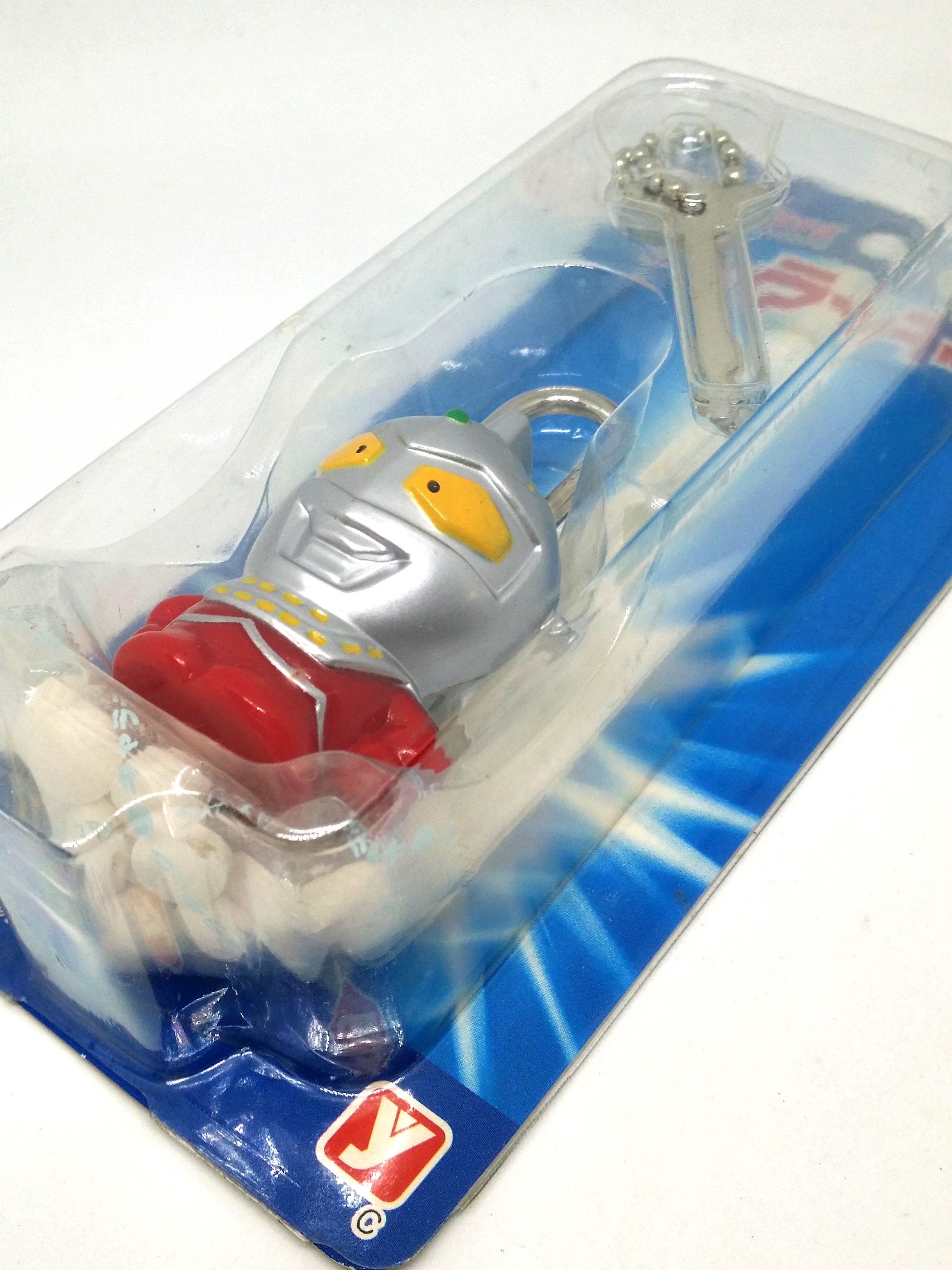 Ultraman Ultra-Seven Plastic Lock & Key Toy - 2000s Yutaka Japanese Anime Keychain