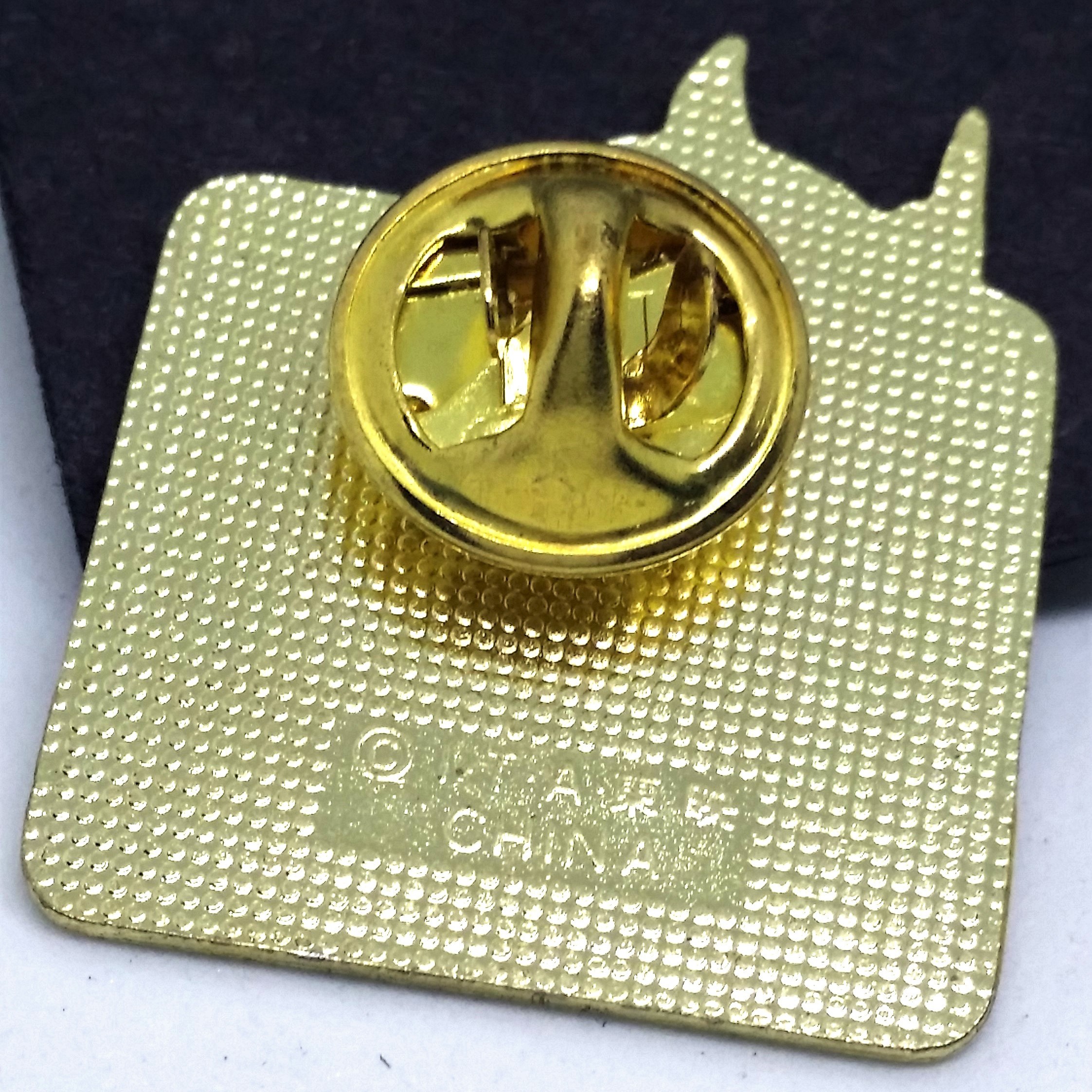 Kamen Rider Kuuga Pin Badge #08 - 1990s TOEI Japanese Anime Masked Rider