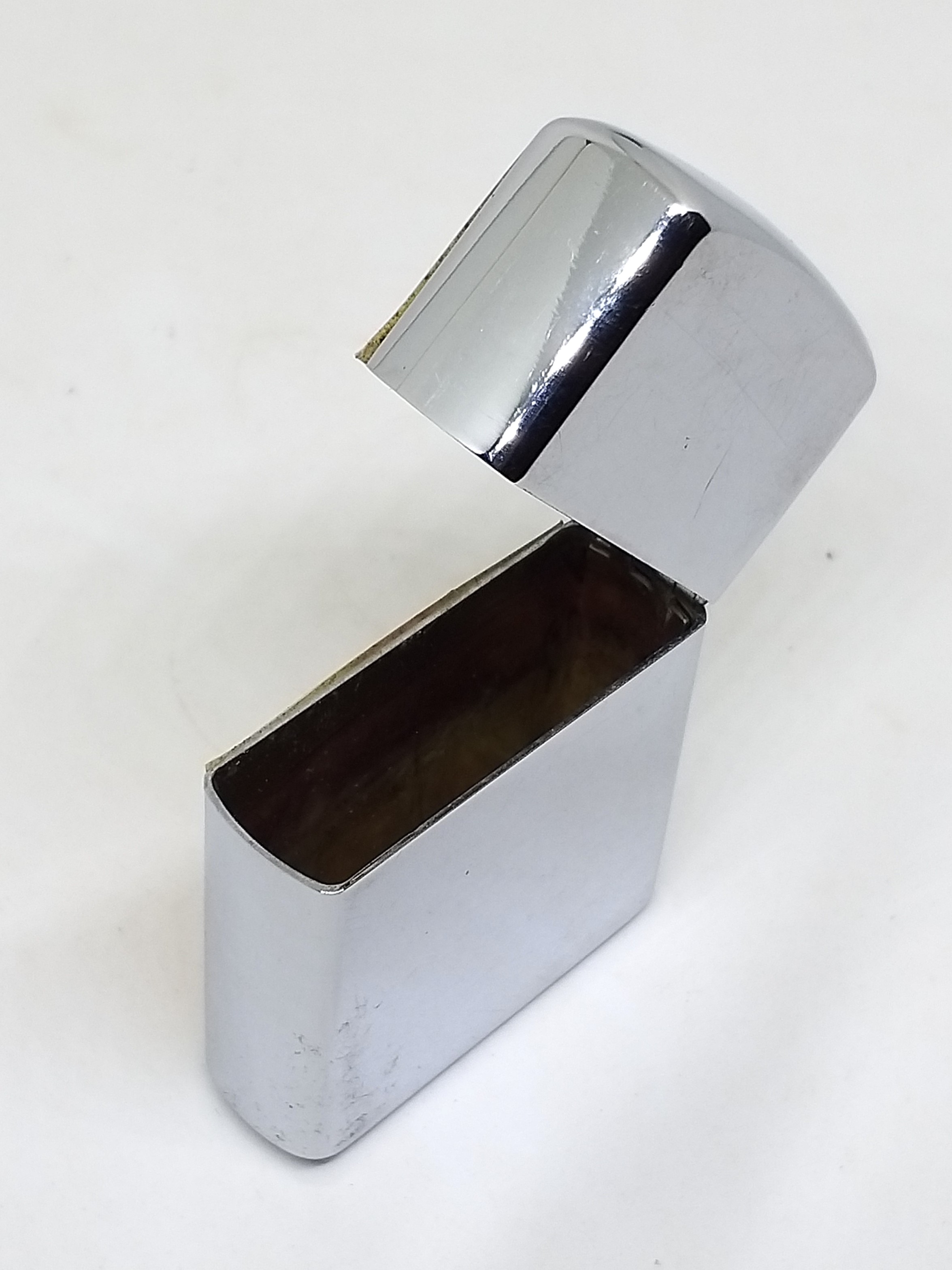 Bruce Lee "THE BIG BOSS" Empty Shell NO GUTS Lighters - Rare Vintage