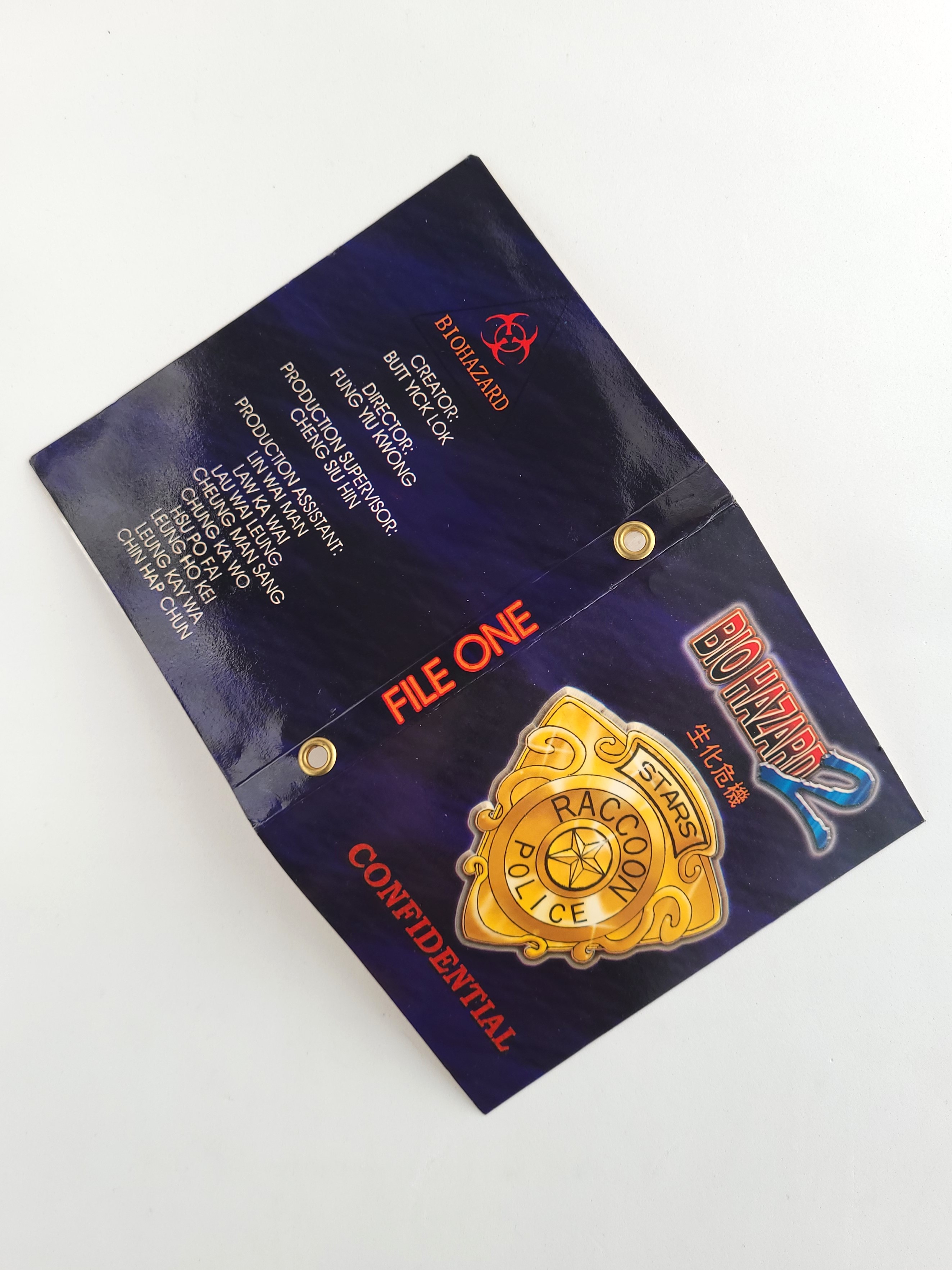 BIOHAZARD 2 Collectible Cards (8pcs) w/ Card Album - 1998 Capcom Resident Evil Hong Kong Comics