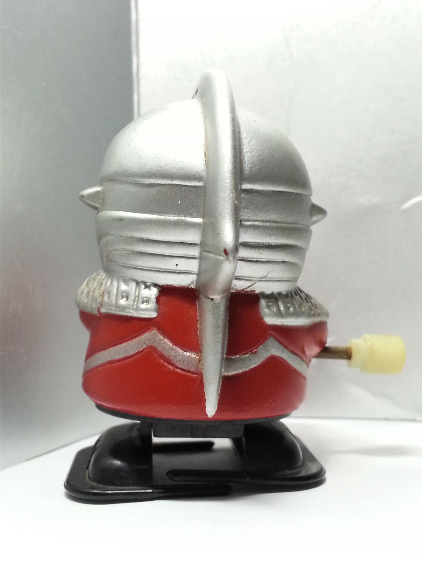  Ultraman Ultra-Seven Plastic Wind-Up Walking Toy - 90s Japanese Anime