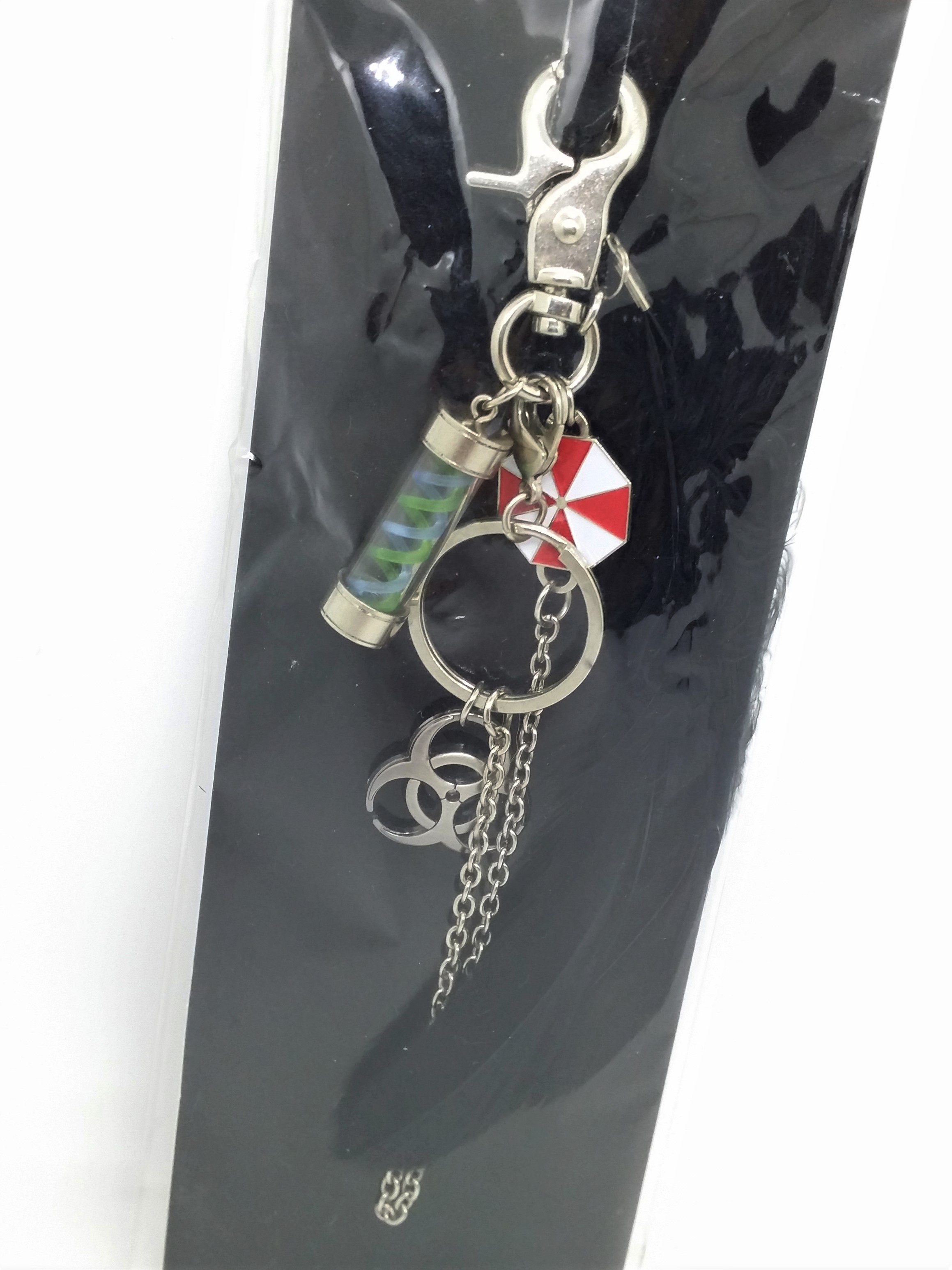 BIOHAZARD 3 Phone Charm Strap Keychain (T-Virus & Feather) - 2007 Resident Evil Japan Movie Theater Exclusive