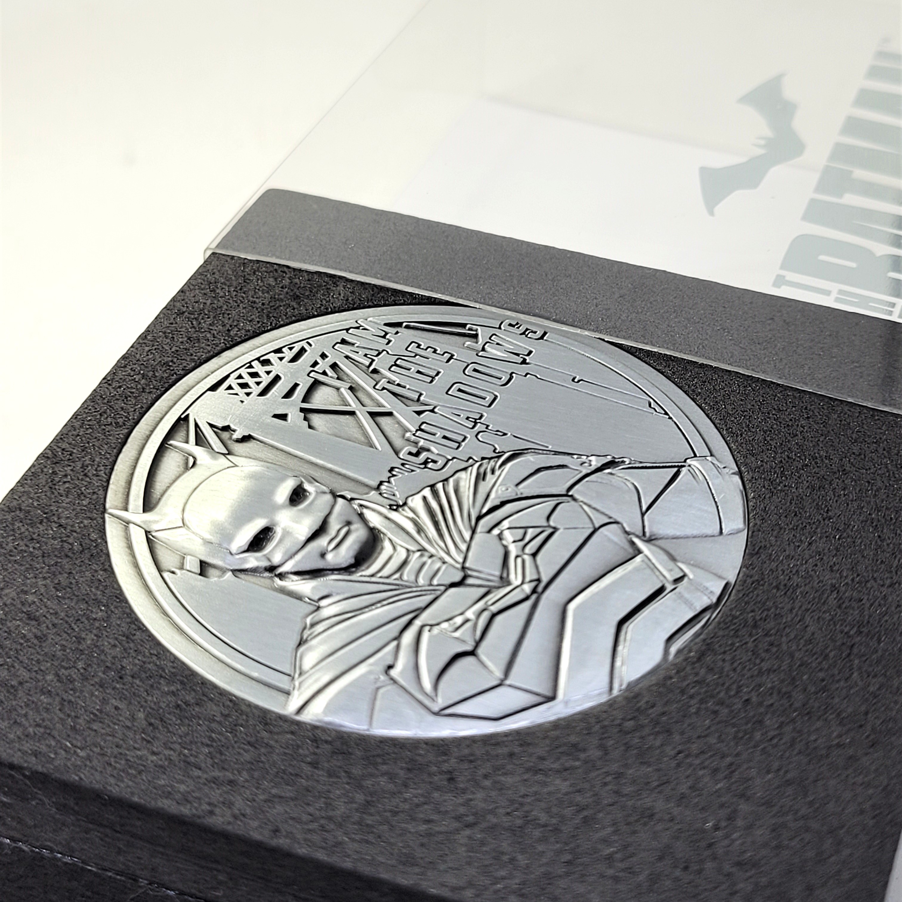 The Batman Medal Coin - 2022 Limited Edition Bur-ray/DVD Gift By DC