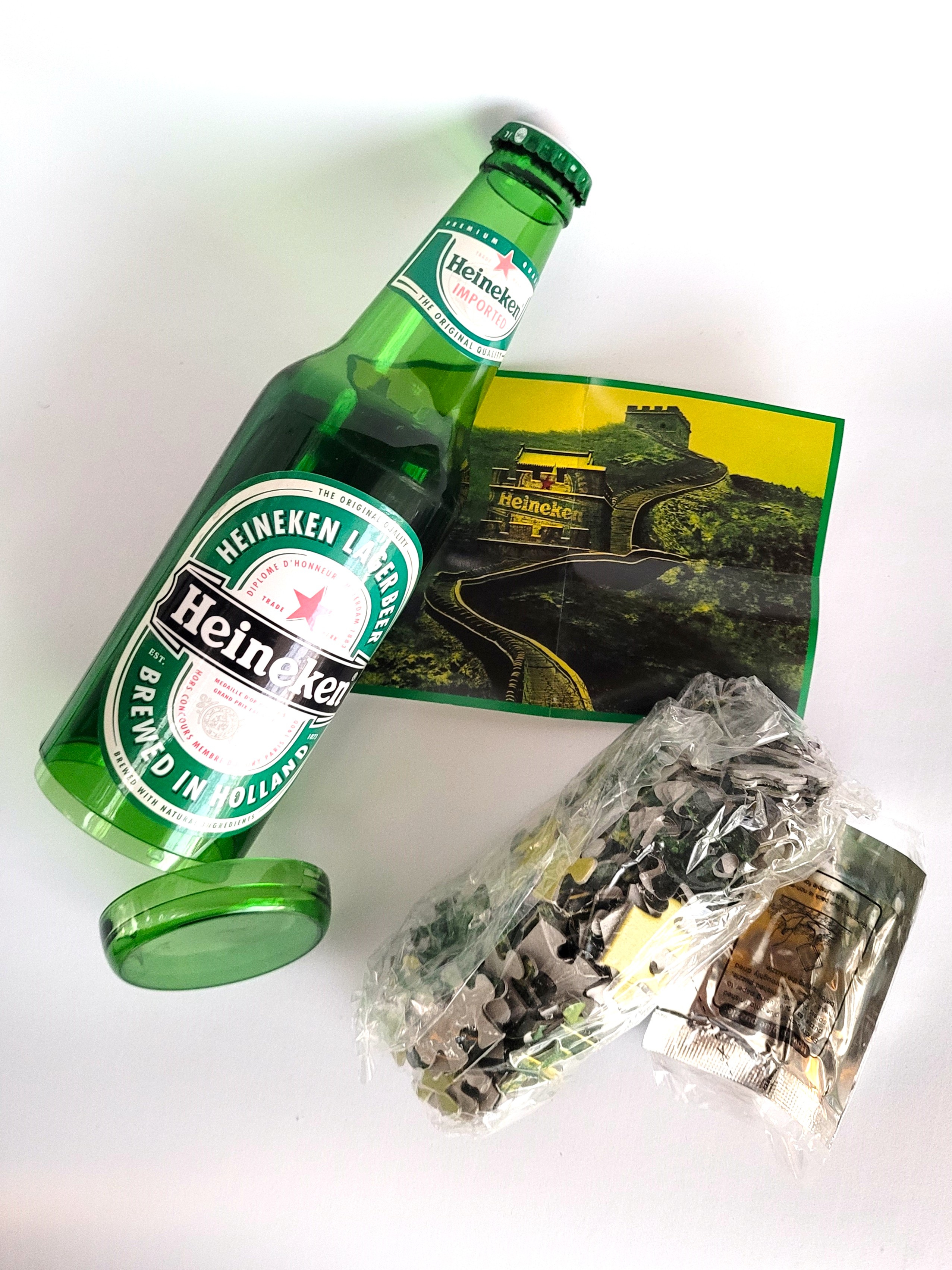 Heineken Beer Jigsaw Puzzle (Great Wall) in Bottle-Shaped Plastic Container