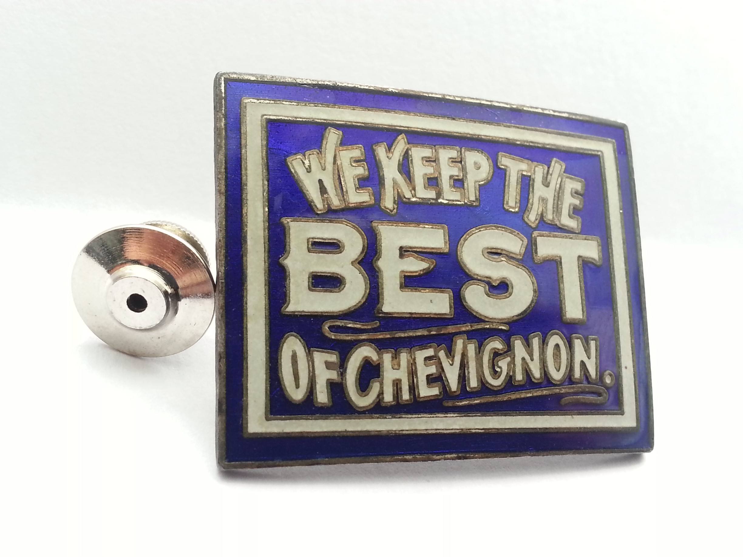 Chevignon Pin Badge - Demons & Merveilles RARE Vintage