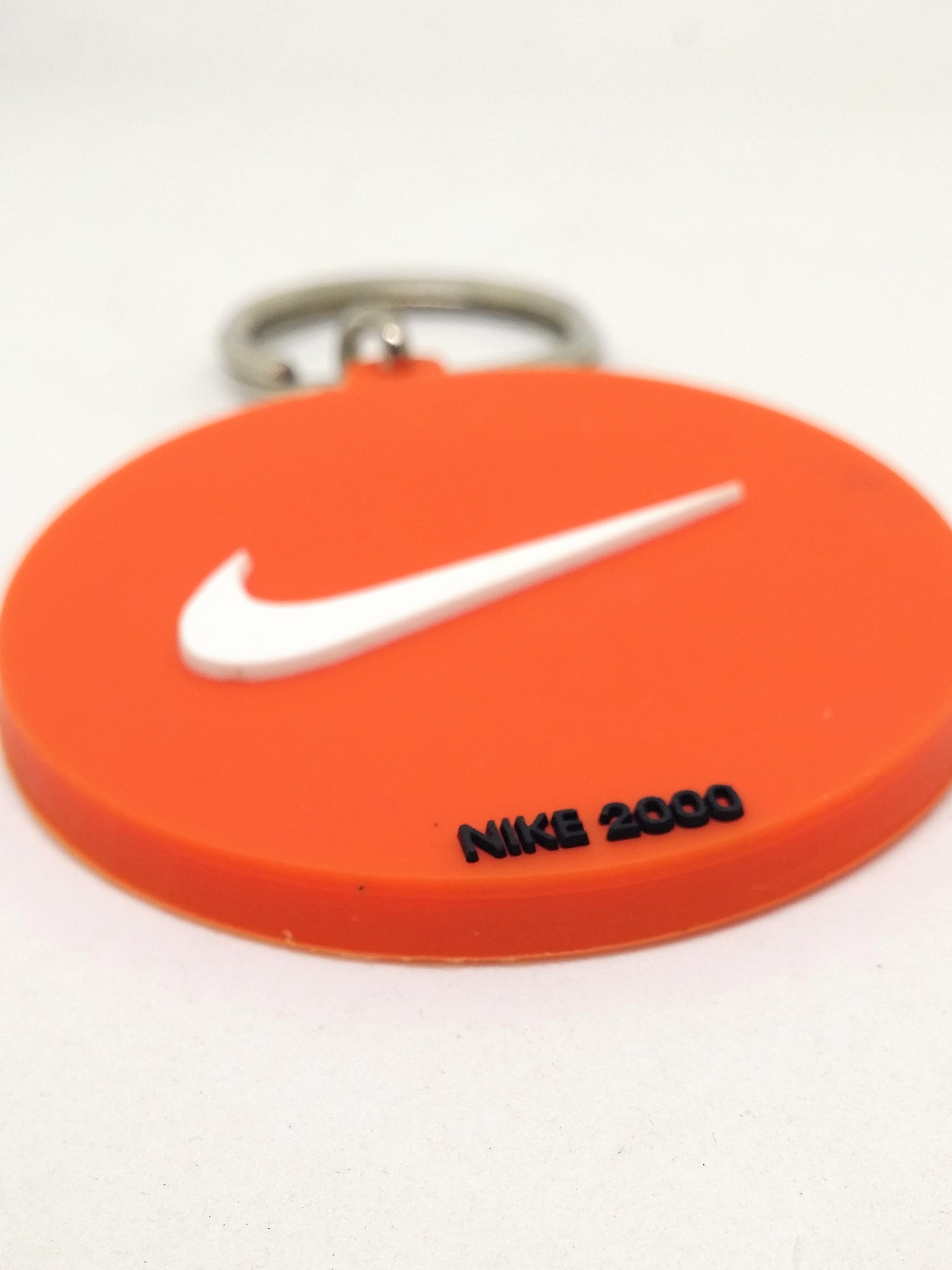 Nike 2000 Swoosh Round Rubber Keychain Key Ring - 2000 RARE Vintage