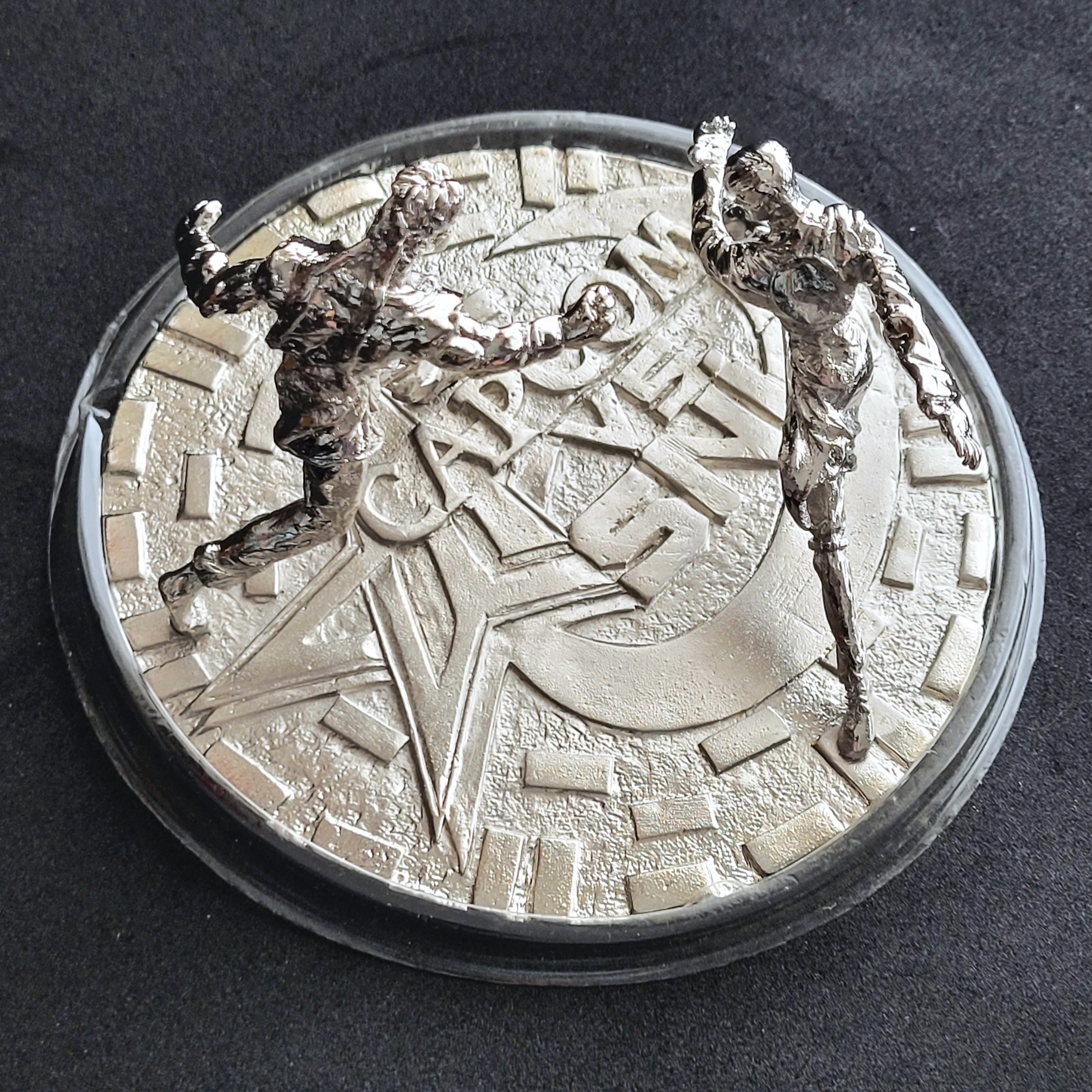 Capcom vs. SNK Millennium Fight 2000 Metal Figure Statue (Ryu & Iori Yagami) - 2000 Hong Kong Comics